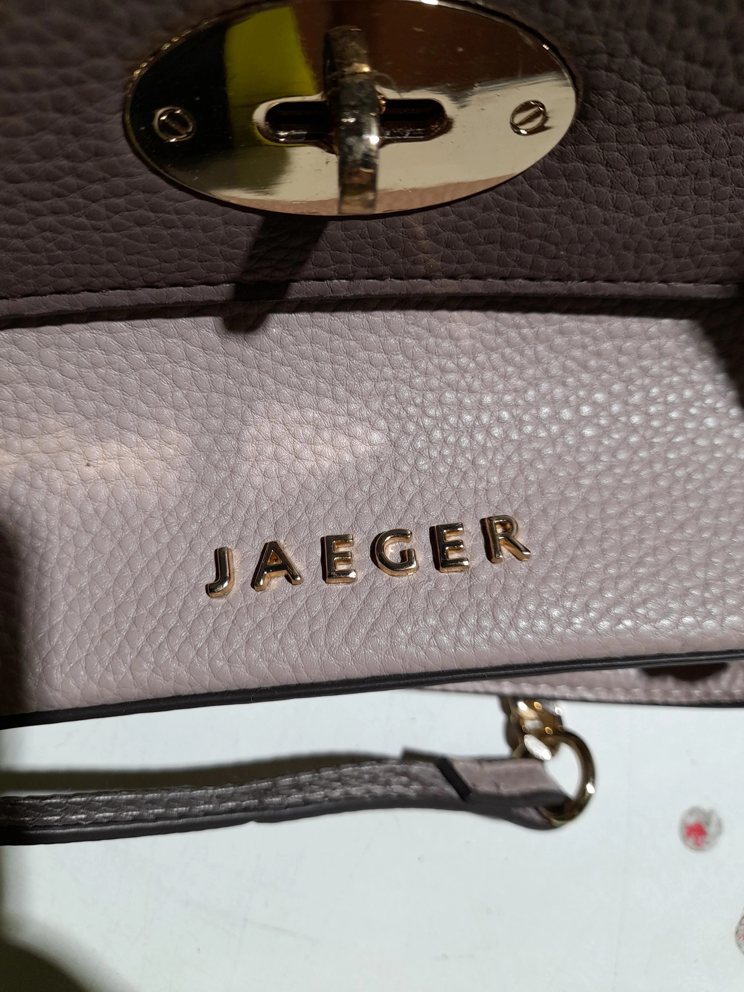 Jaeger Women's Bag Tan Animal Print 100% Leather Shoulder Bag - Image 5