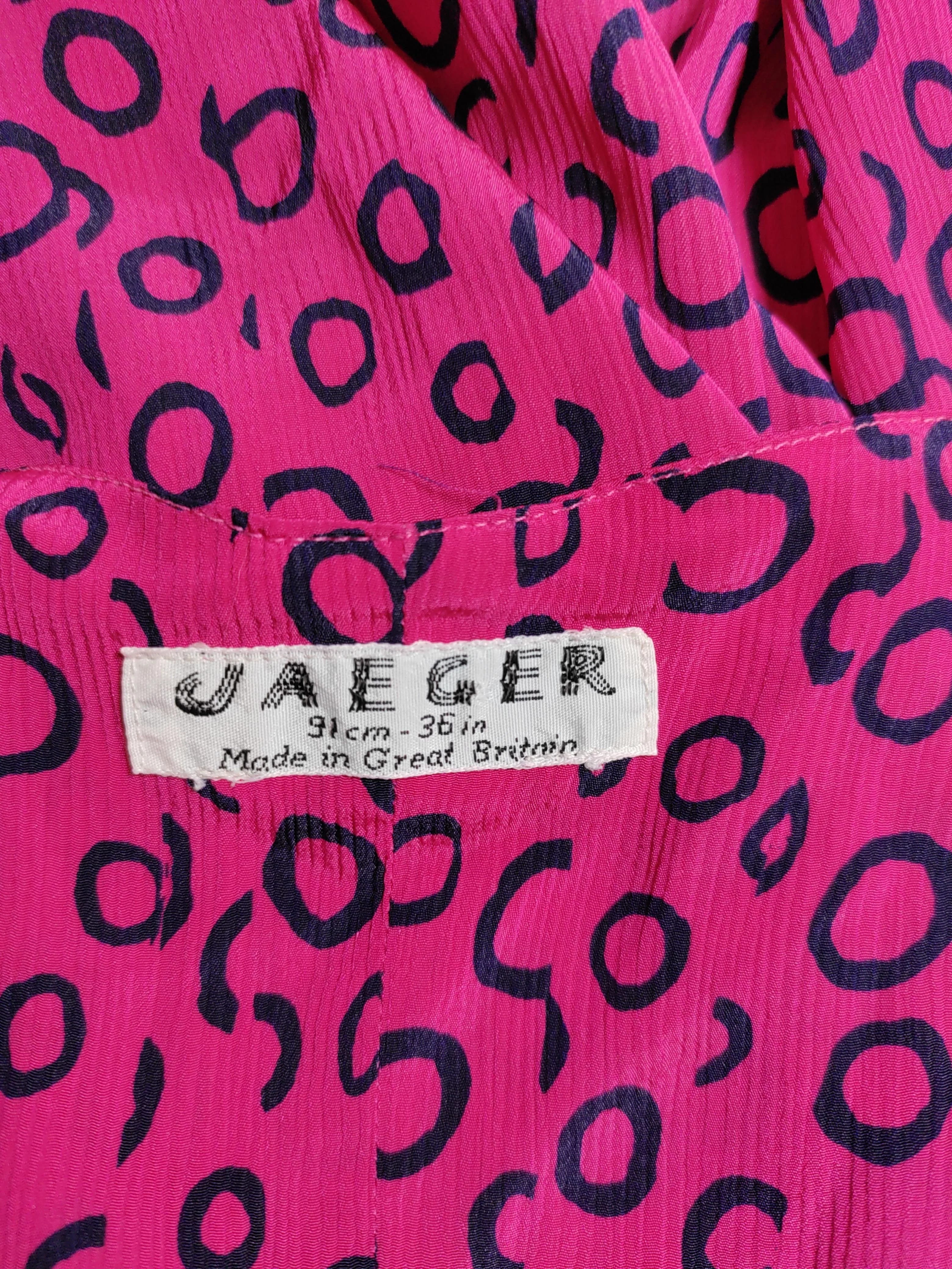 Jaeger Women's Blouse M Pink 100% Polyester Long Sleeve Collared Basic - Image 5