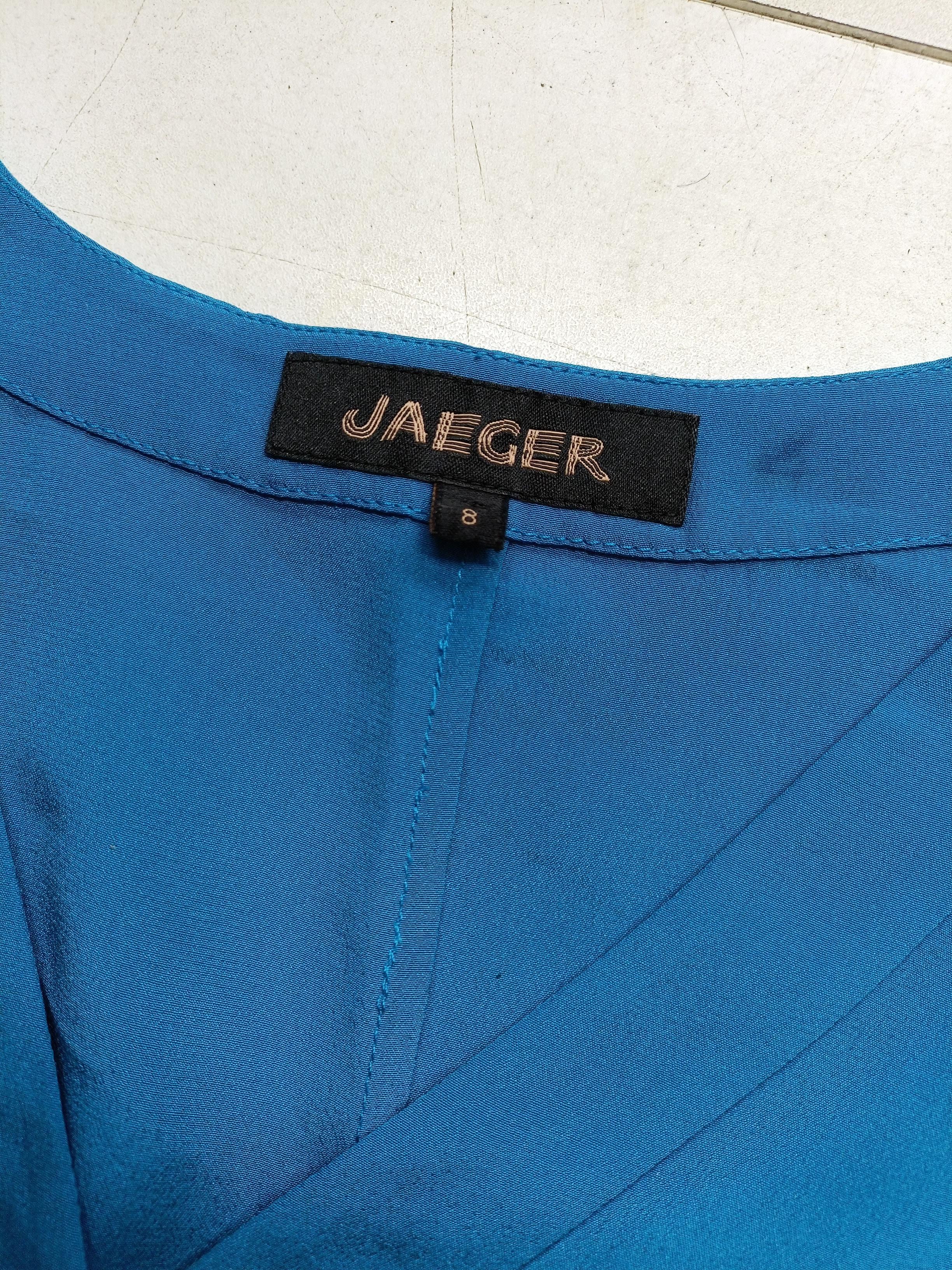 Jaeger Women's Blouse UK 8 Blue 100% Silk Short Sleeve V-Neck Basic - Image 6
