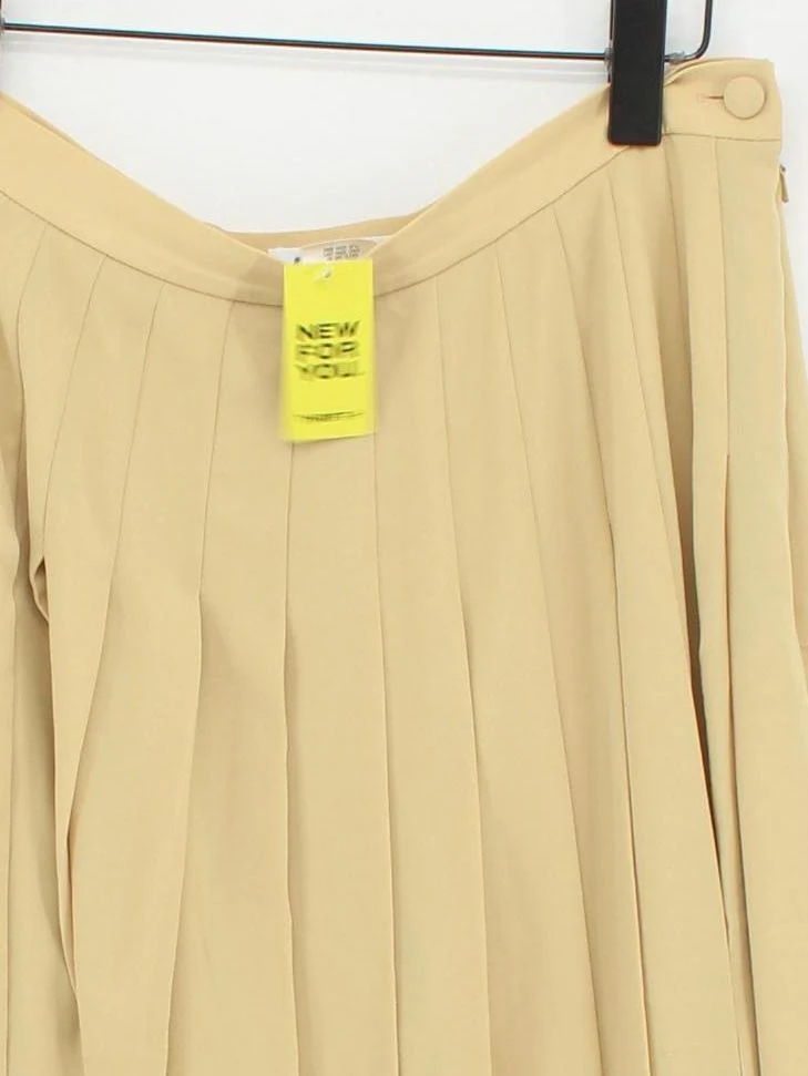 Jaeger Women's Midi Skirt M Cream 100% Polyester Midi Pleated - Image 3