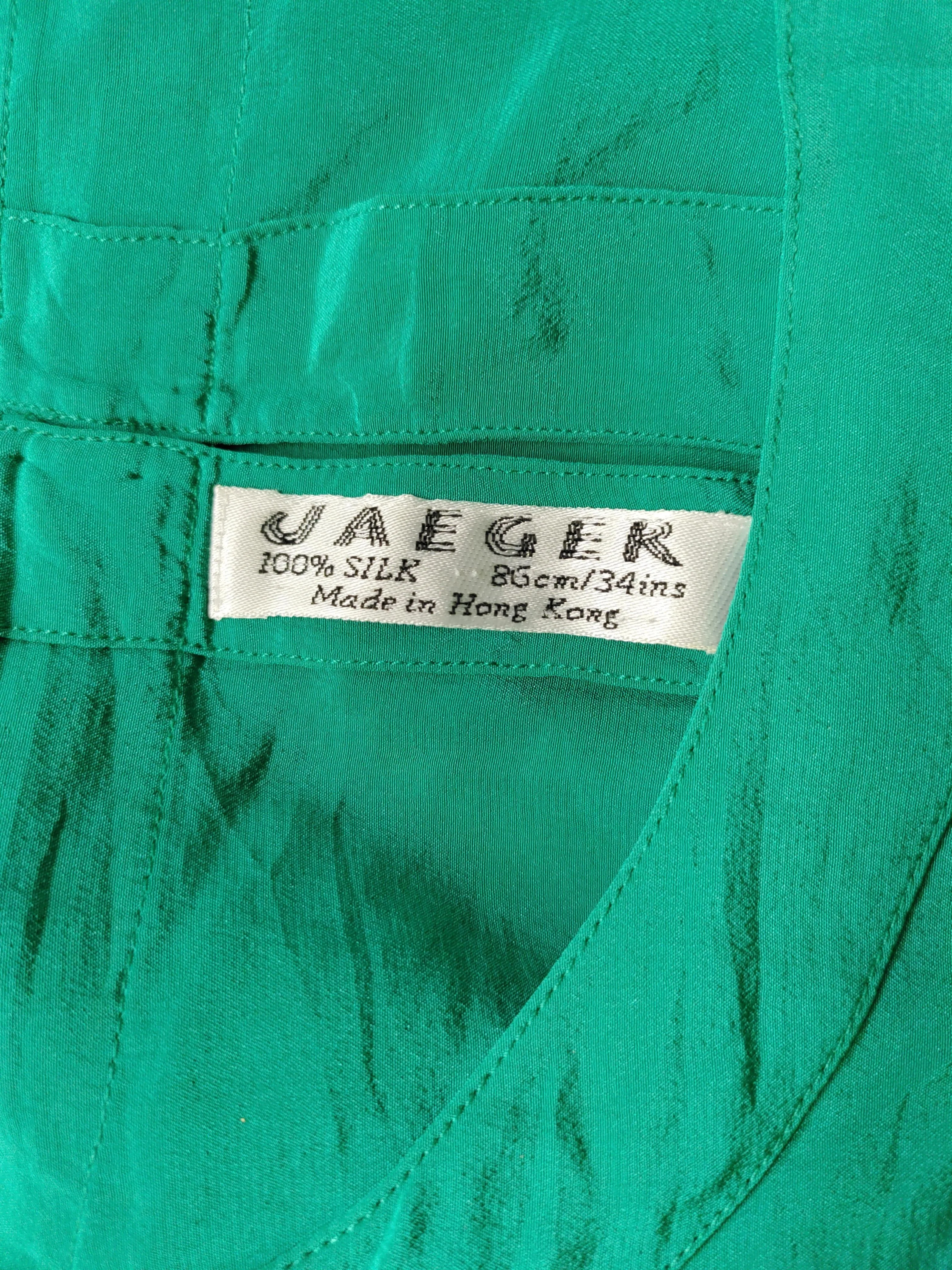 Jaeger Women's Top UK 10 Green 100% Silk Short Sleeve Round Neck Basic - Image 7