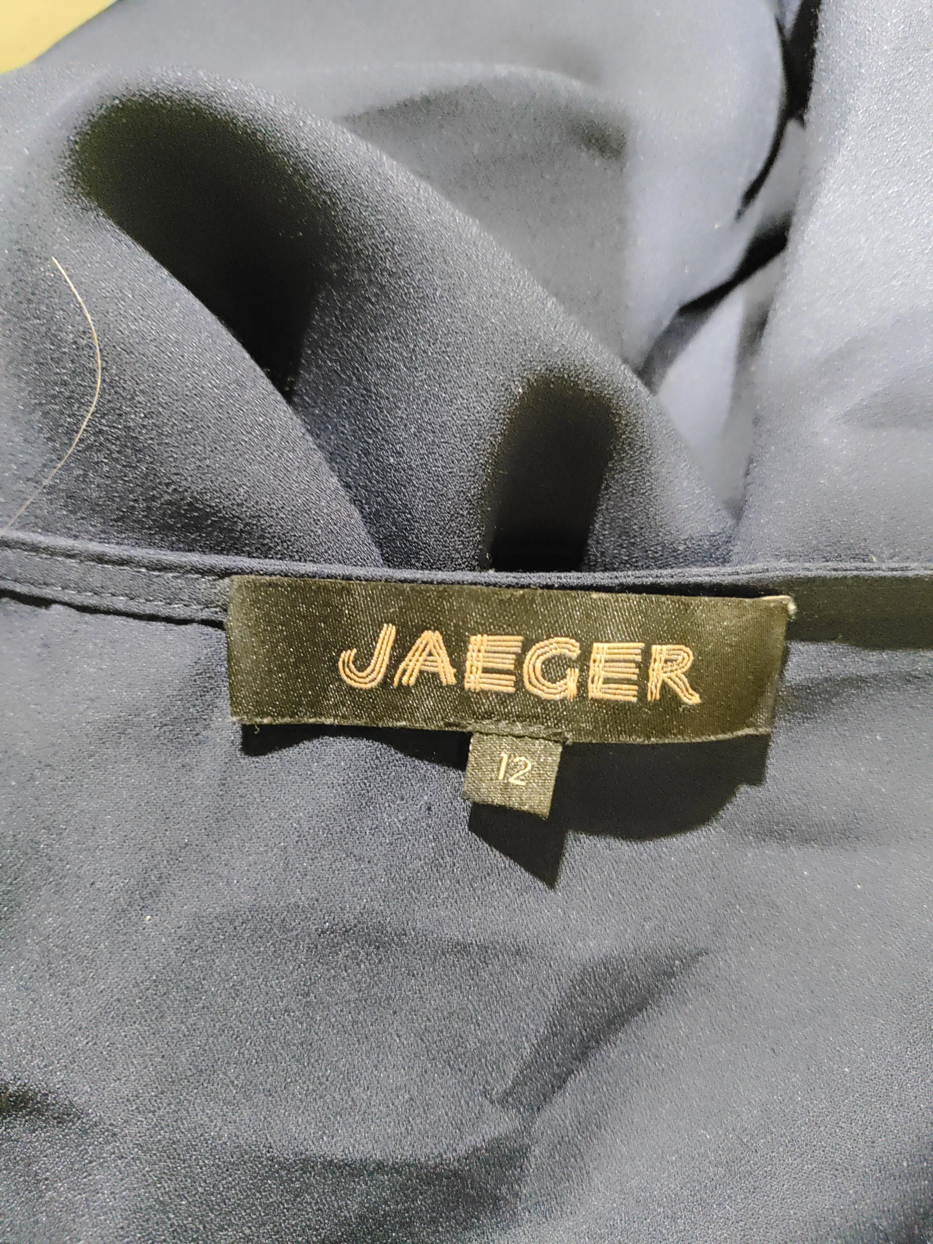 Jaeger Women's Top UK 12 Blue 100% Polyester 3/4 Sleeve V-Neck Basic - Image 5