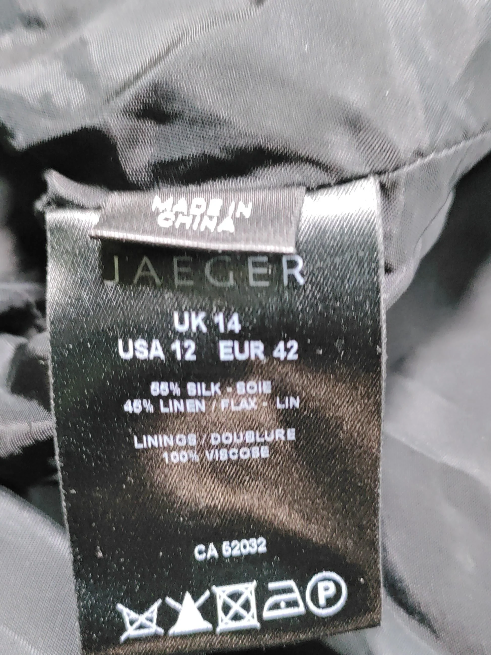 Jaeger Women's Top UK 14 Black Silk with Linen 3/4 Sleeve Round Neck Basic - Image 7