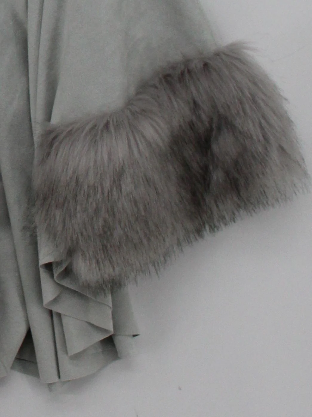 Jayley Collection Women's Coat Chest: 38 in Grey Acrylic - Image 4