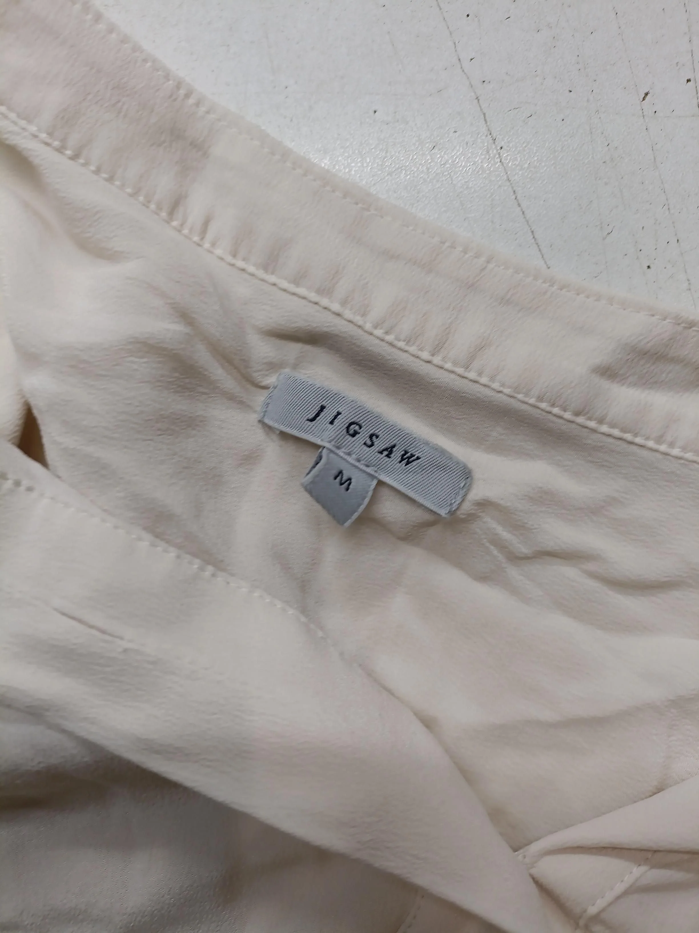 Jigsaw Women's Shirt M Cream 100% Silk Long Sleeve Collared Basic - Image 5