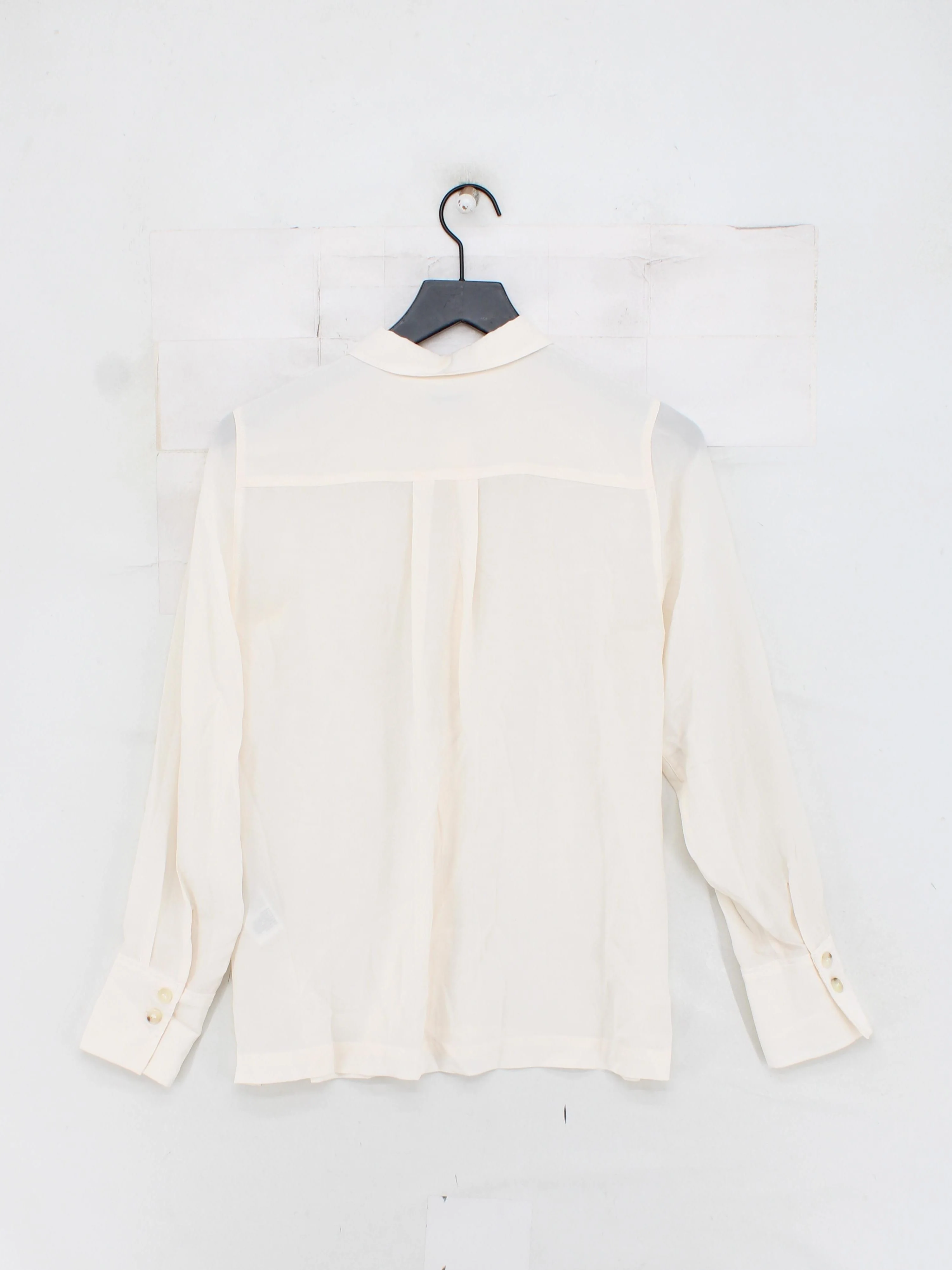 Jigsaw Women's Shirt UK 8 Cream 100% Silk Long Sleeve Collared Basic - Image 2