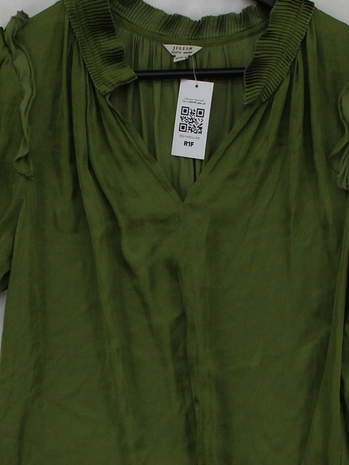 Jigsaw Women's Top UK 12 Green 100% Polyester Short Sleeve V-Neck Basic - Image 3