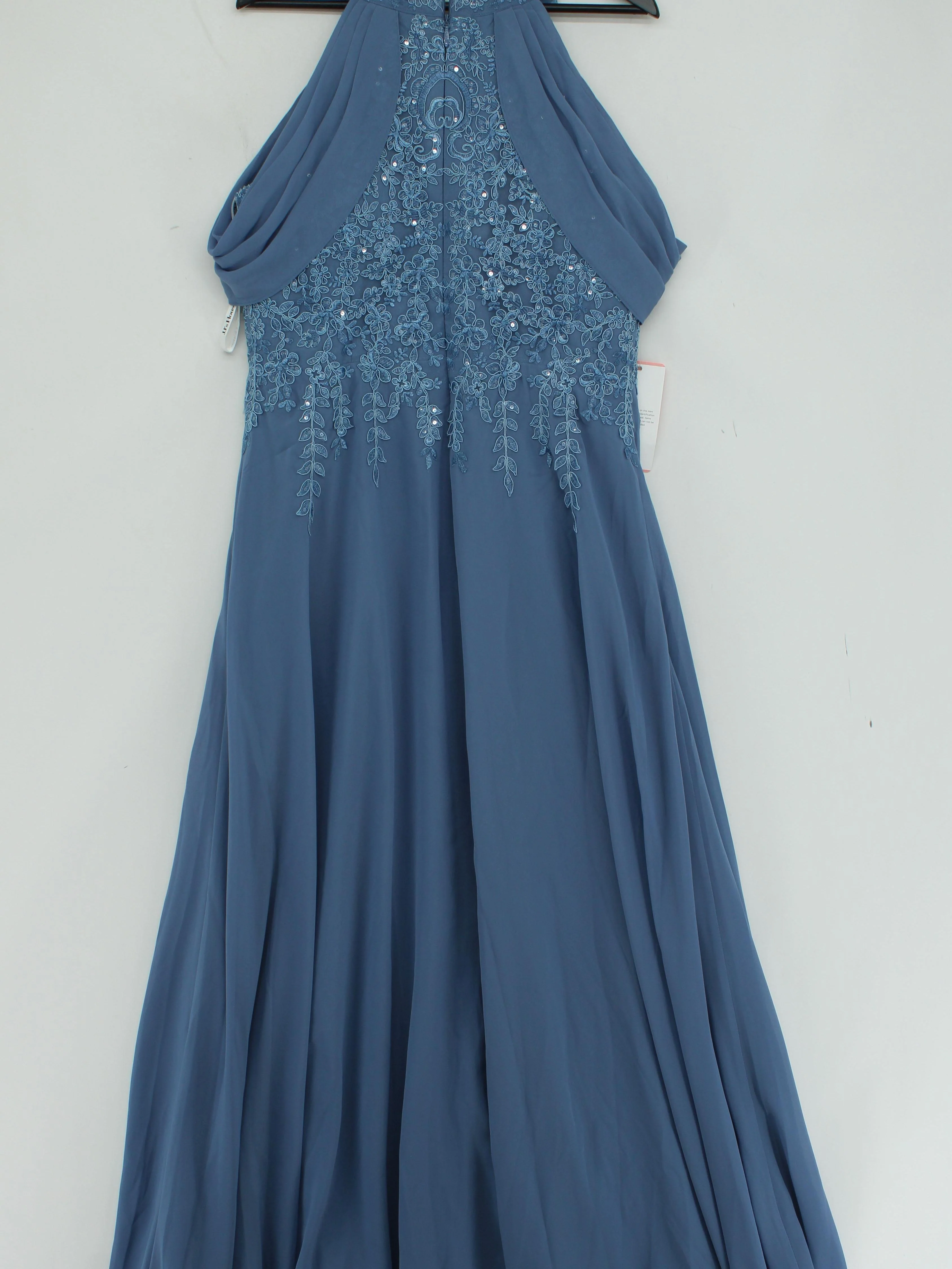 JJ's House Maxi Dress M in Blue - Image 2