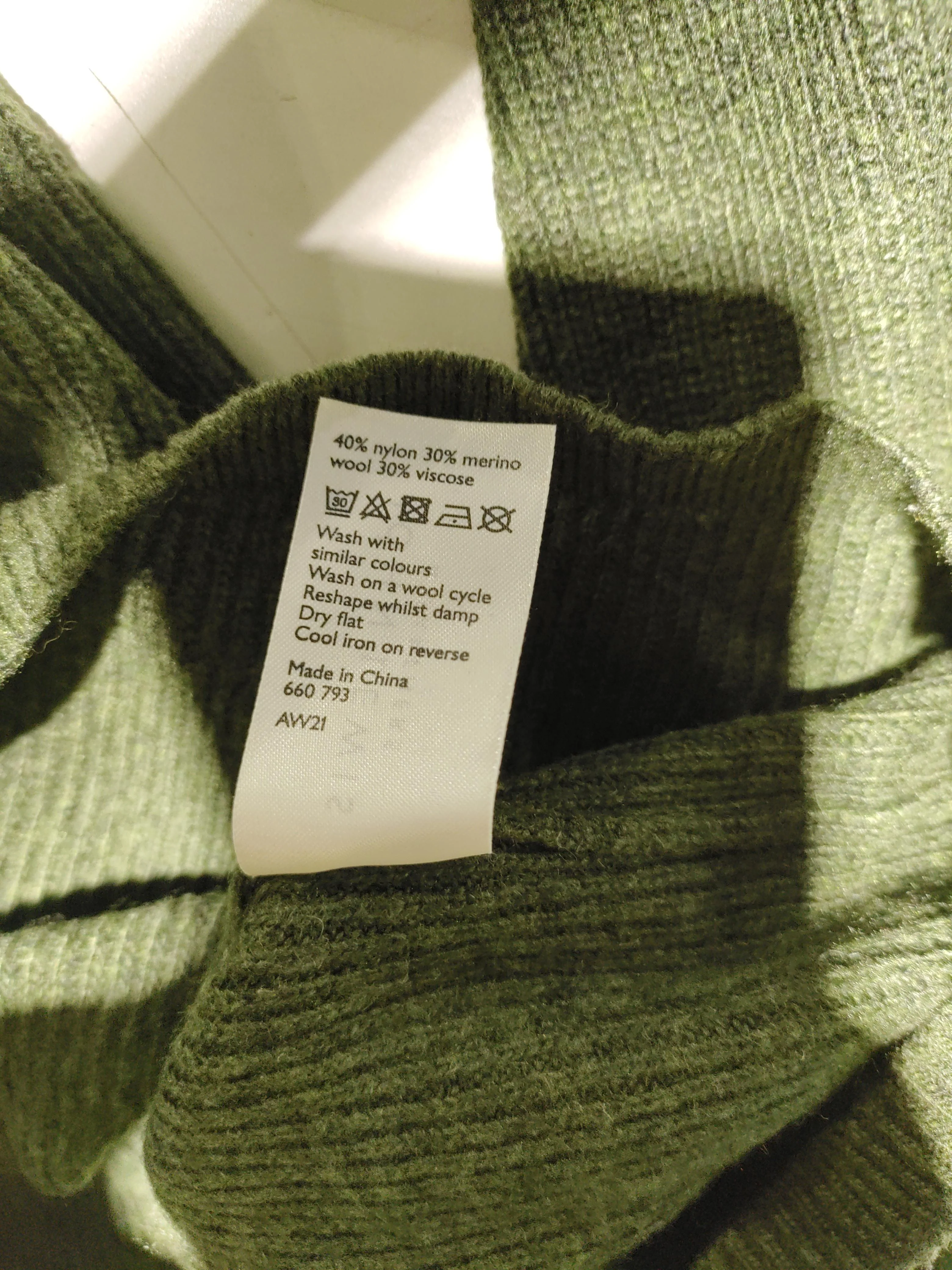 John Lewis Women's Jumper UK 10 Green Nylon with Wool, Viscose V-Neck Pullover - Image 6
