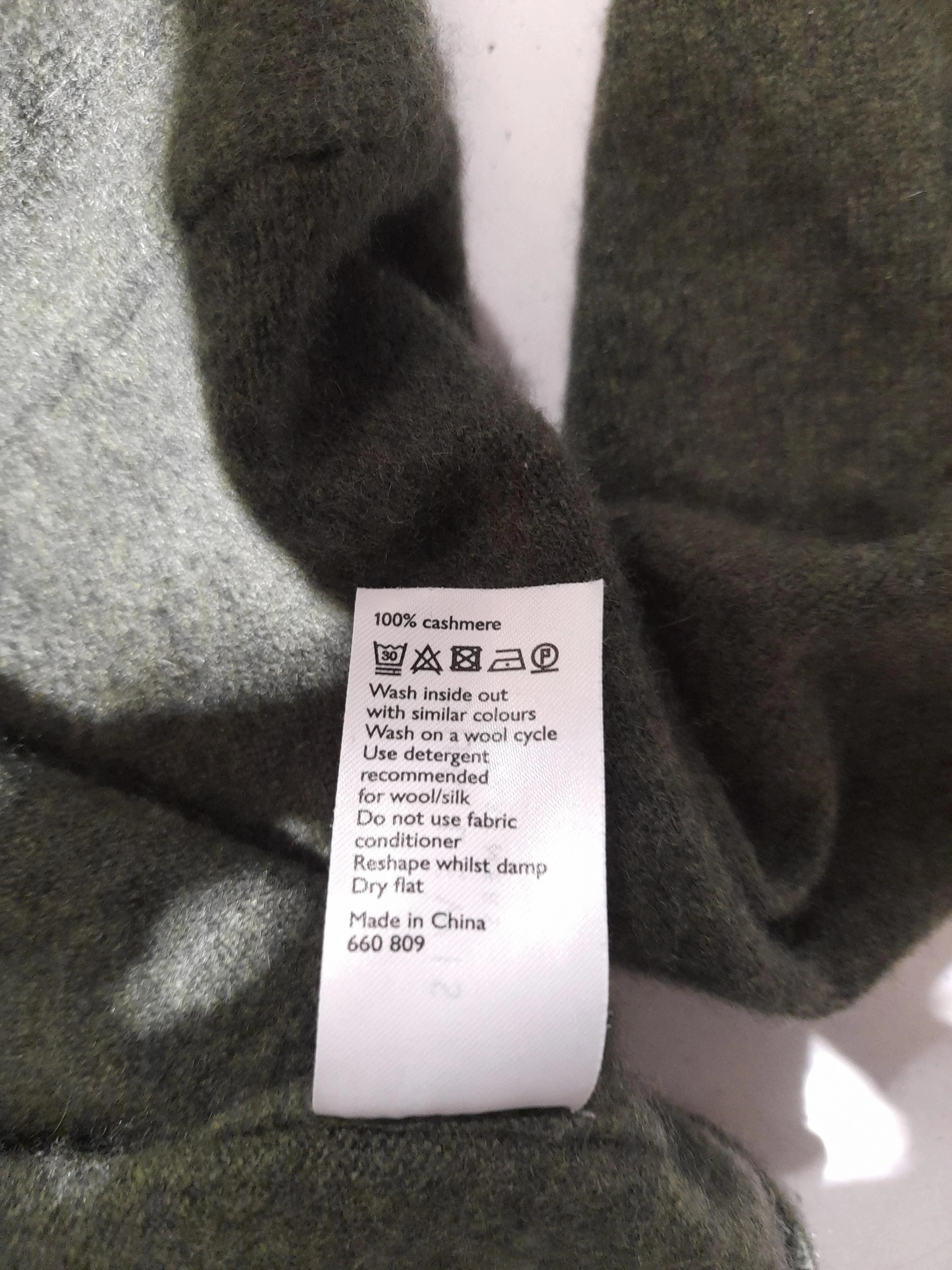 John Lewis Women's Jumper UK 14 Green 100% Cashmere V-Neck Pullover - Image 7