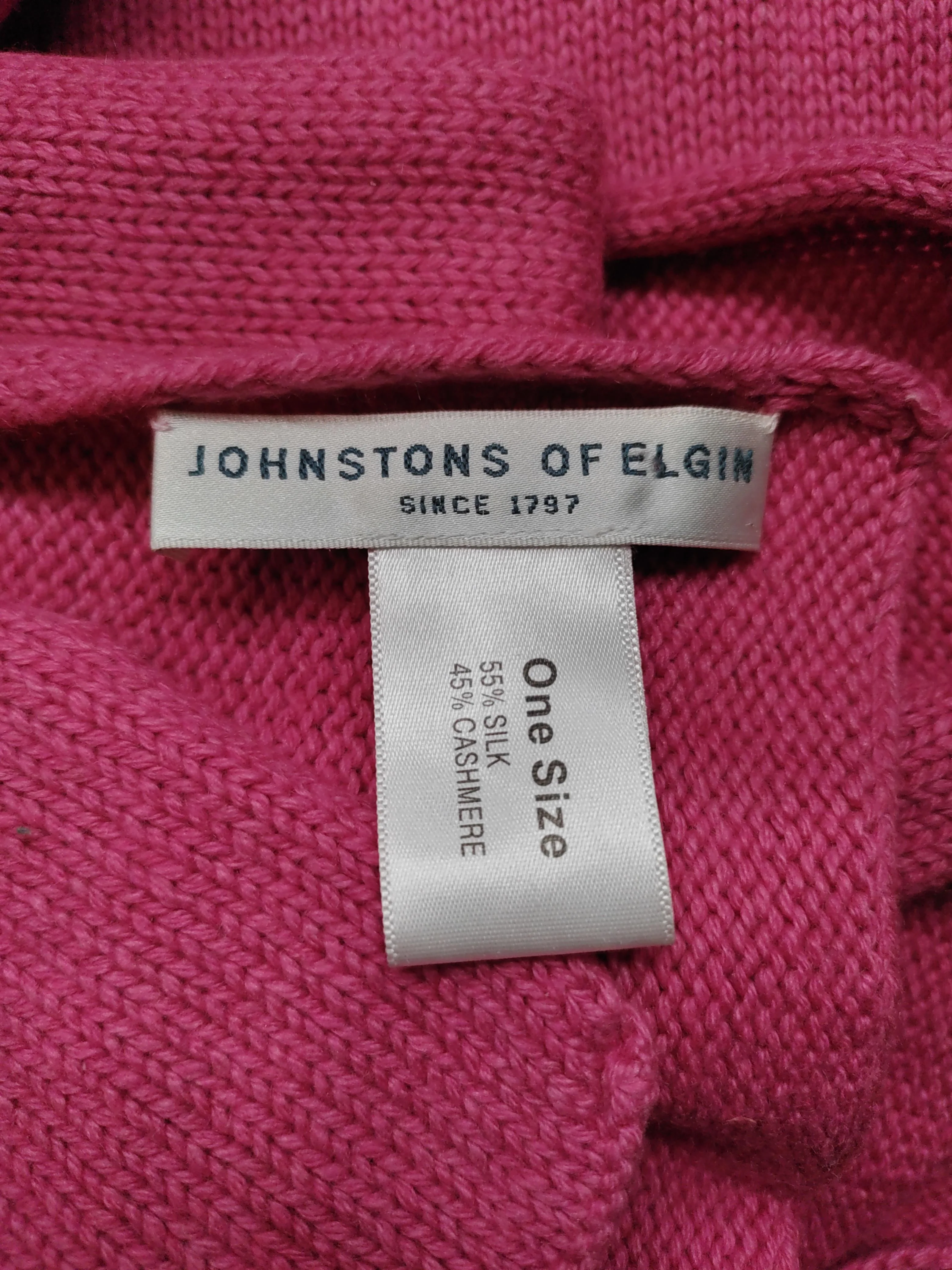 Johnstons Of Elgin Men's Scarf Pink Silk with Cashmere Scarf - Image 5