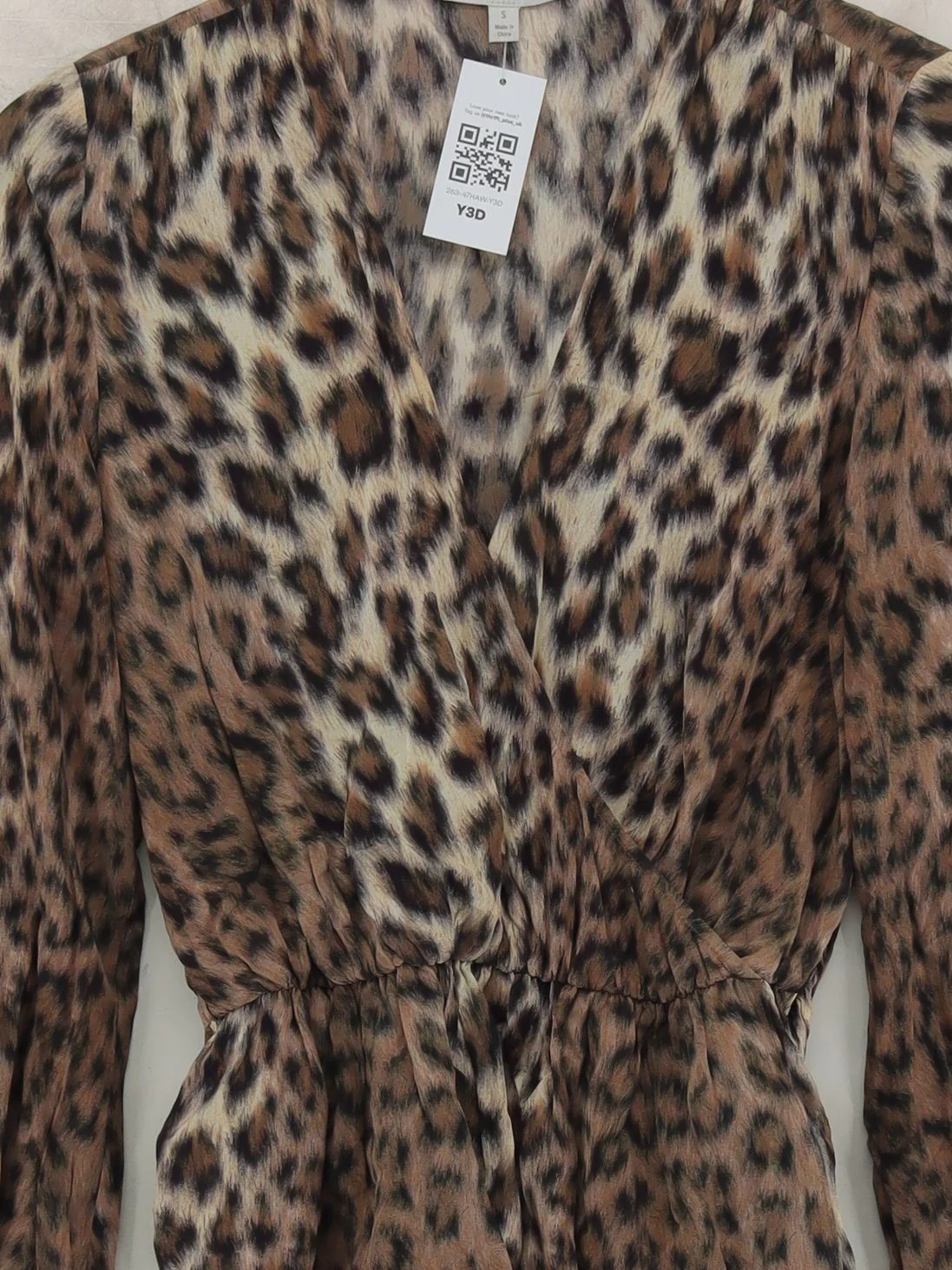Joie Women's Blouse S Brown Animal Print 100% Viscose Long Sleeve V-Neck Basic - Image 3