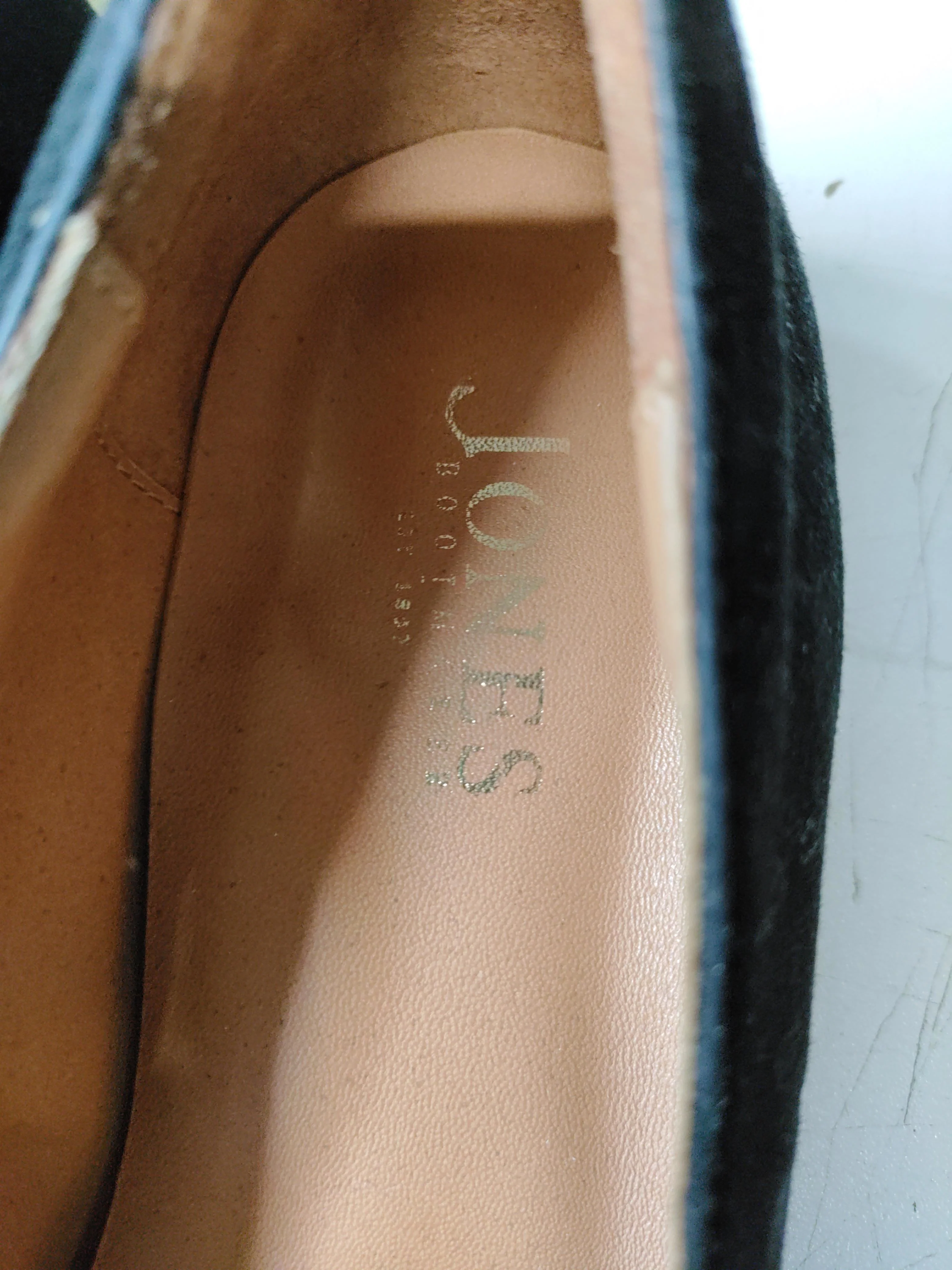 Jones Bootmaker Women's Flat Shoes UK 4.5 Black 100% Suede Loafer - Image 9