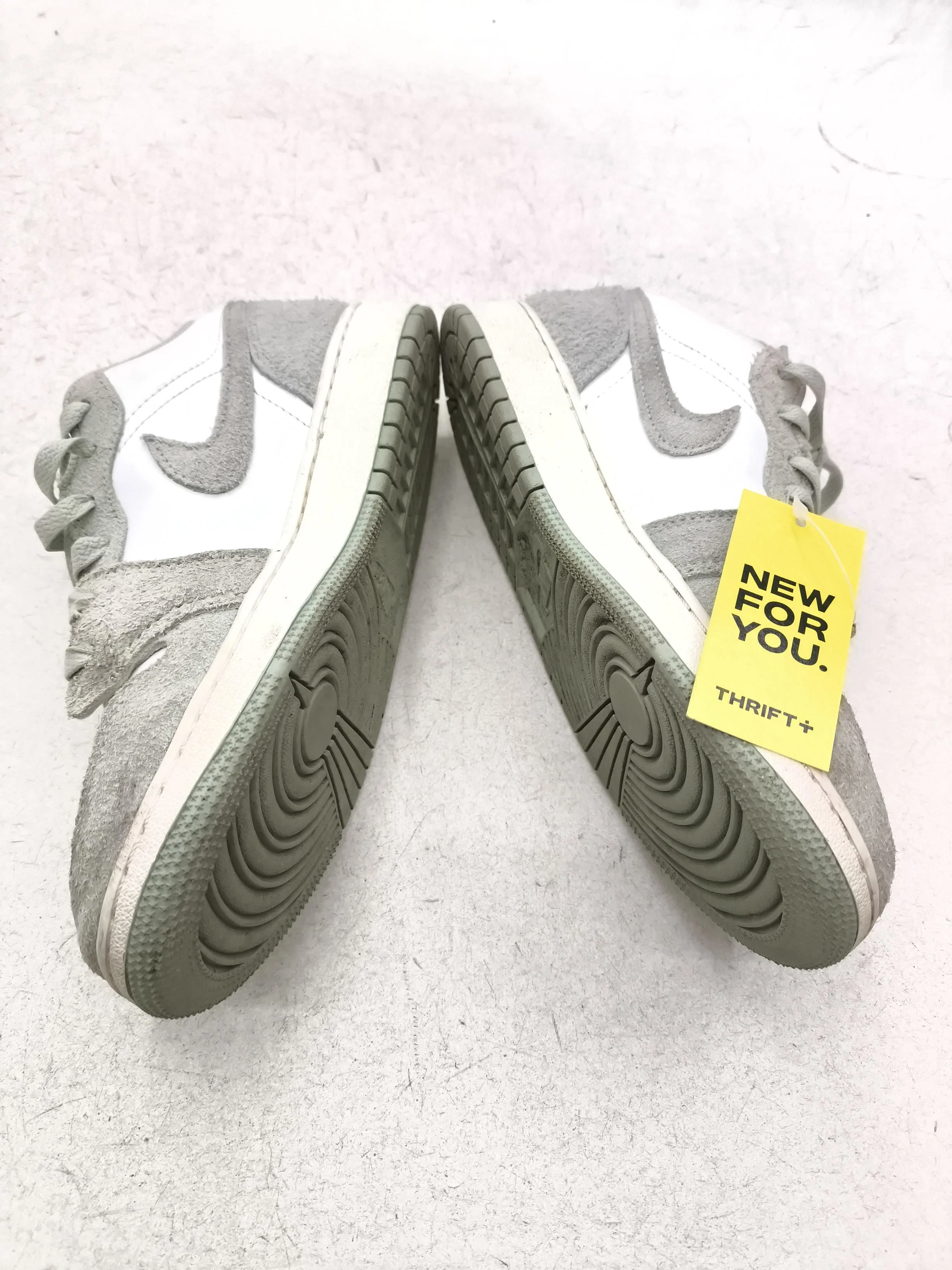 Jordan Women's Trainers EU37.5 in Green - Image 7
