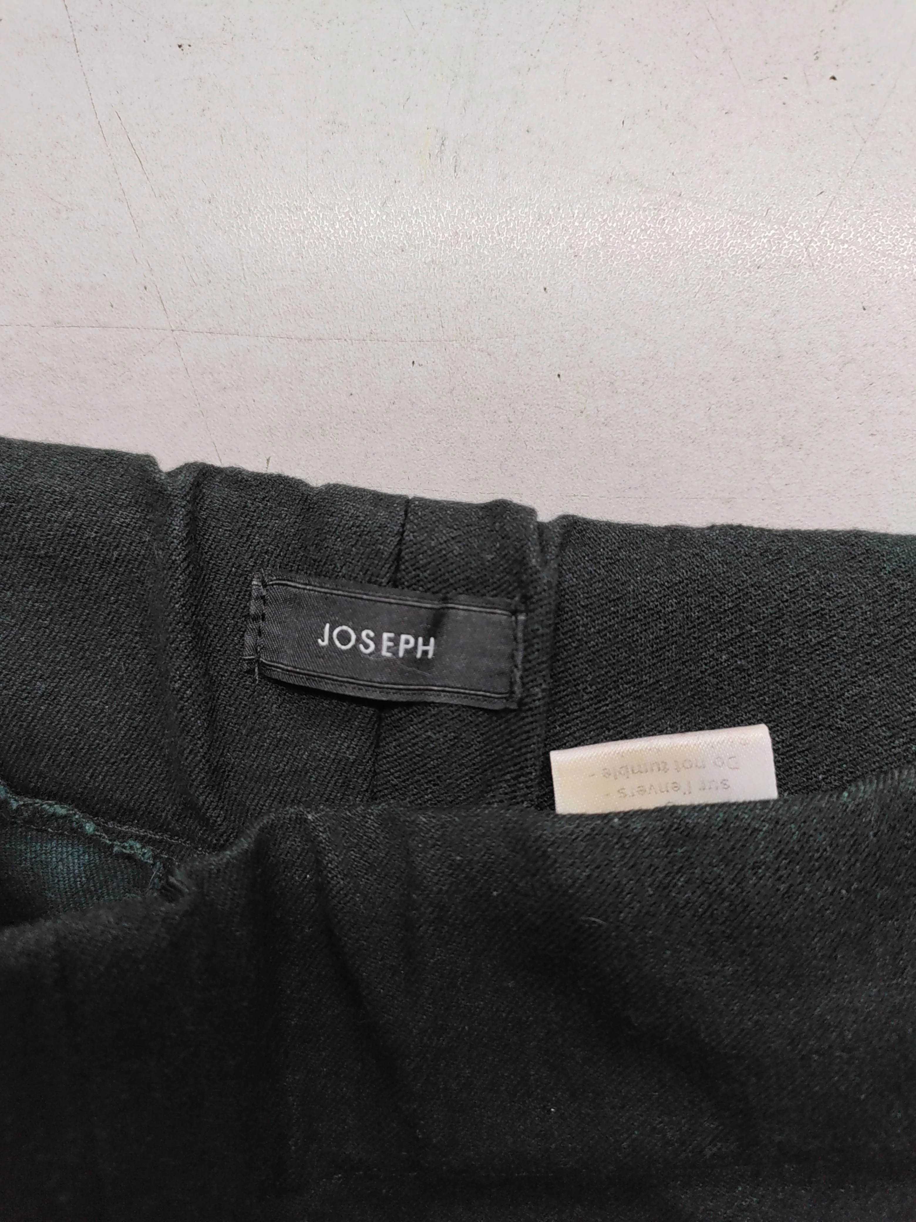 Joseph Men's Trousers W 28 in Black Viscose with Cotton, Elastane Tapered Chino - Image 6
