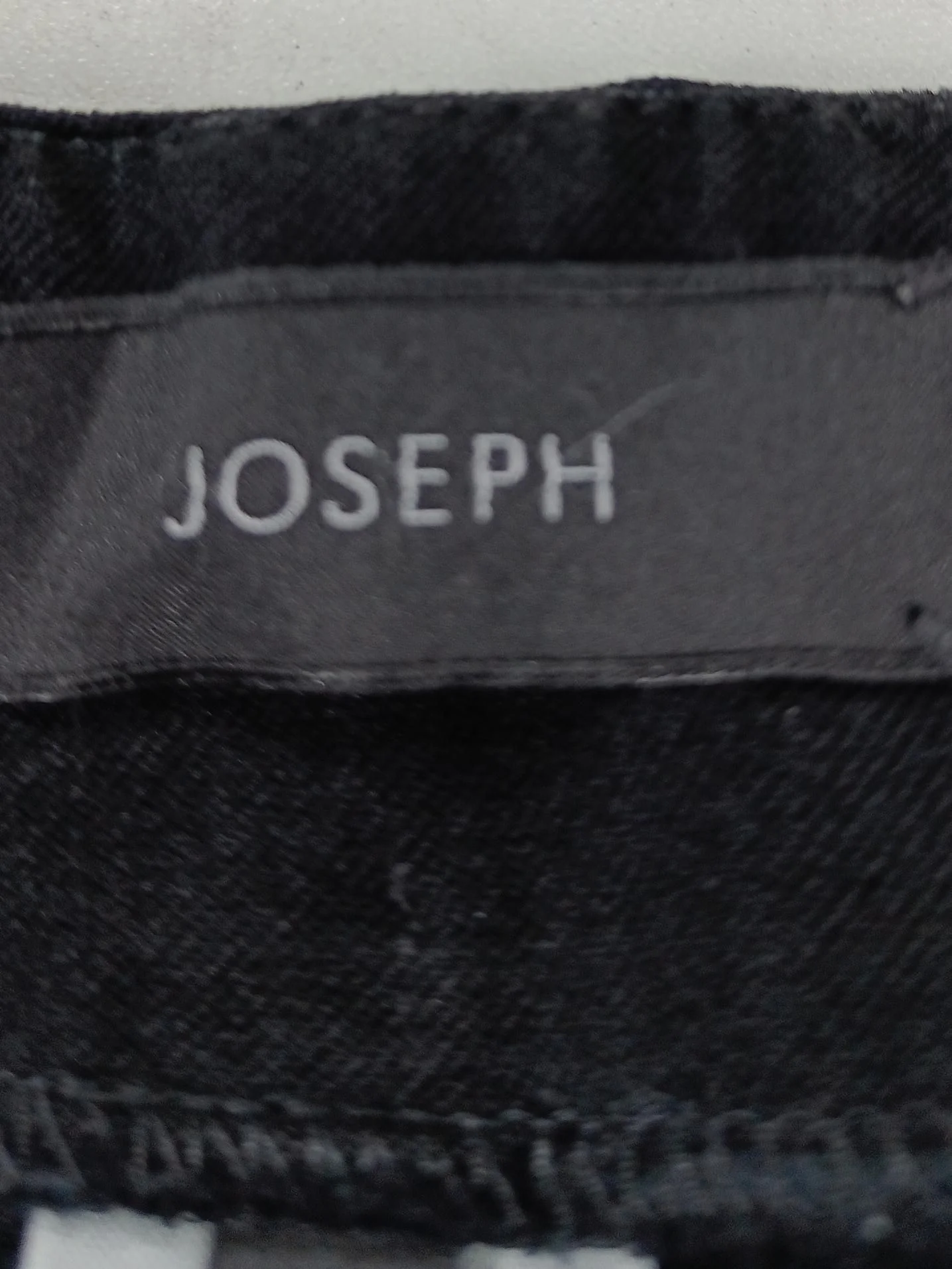 Joseph Women's Trousers UK 8 Black Viscose with Cotton, Elastane Tapered Cropped - Image 6