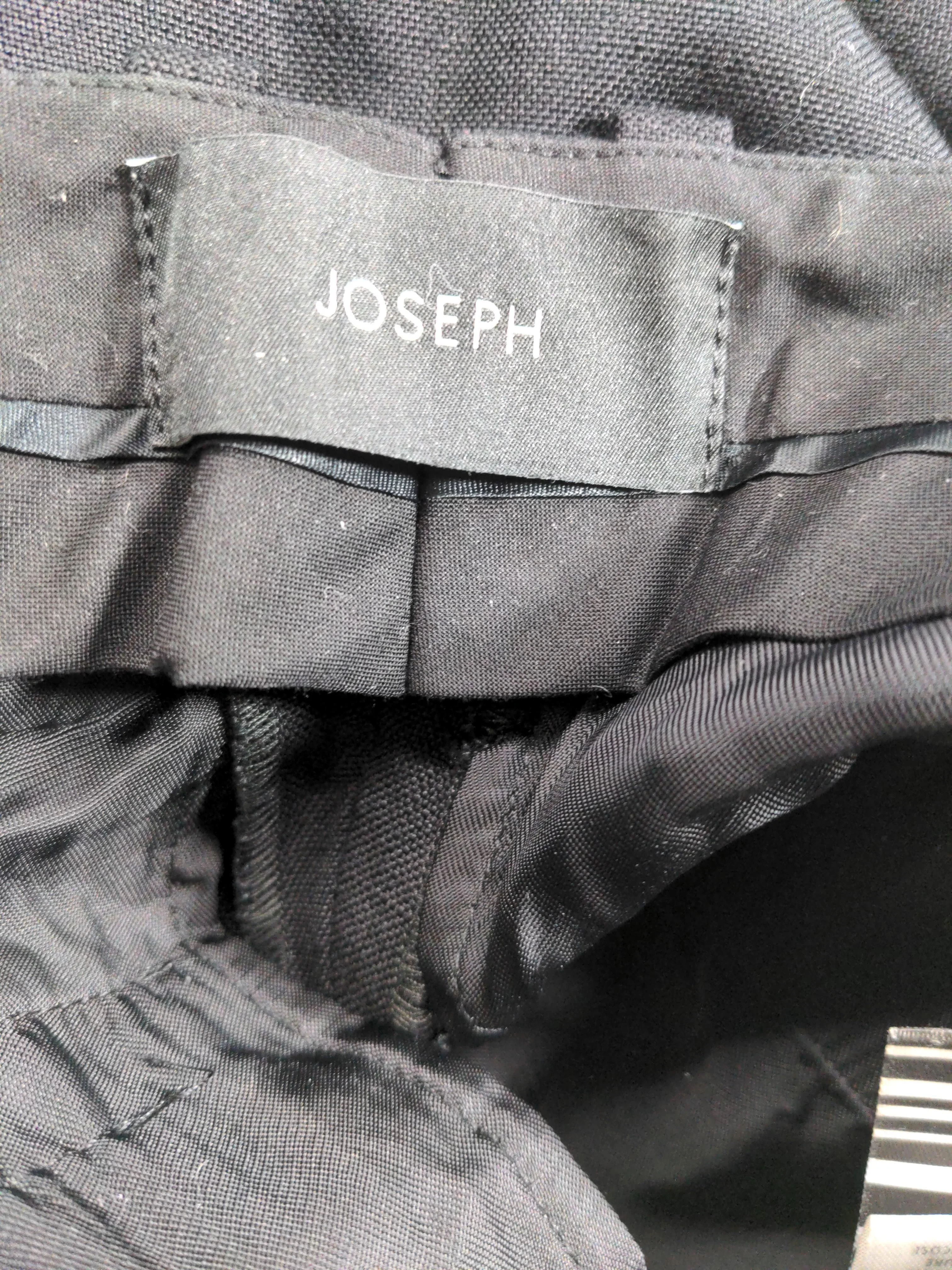 Joseph Women's Trousers W 26 in Black 100% Viscose Wide-Leg Chino - Image 5