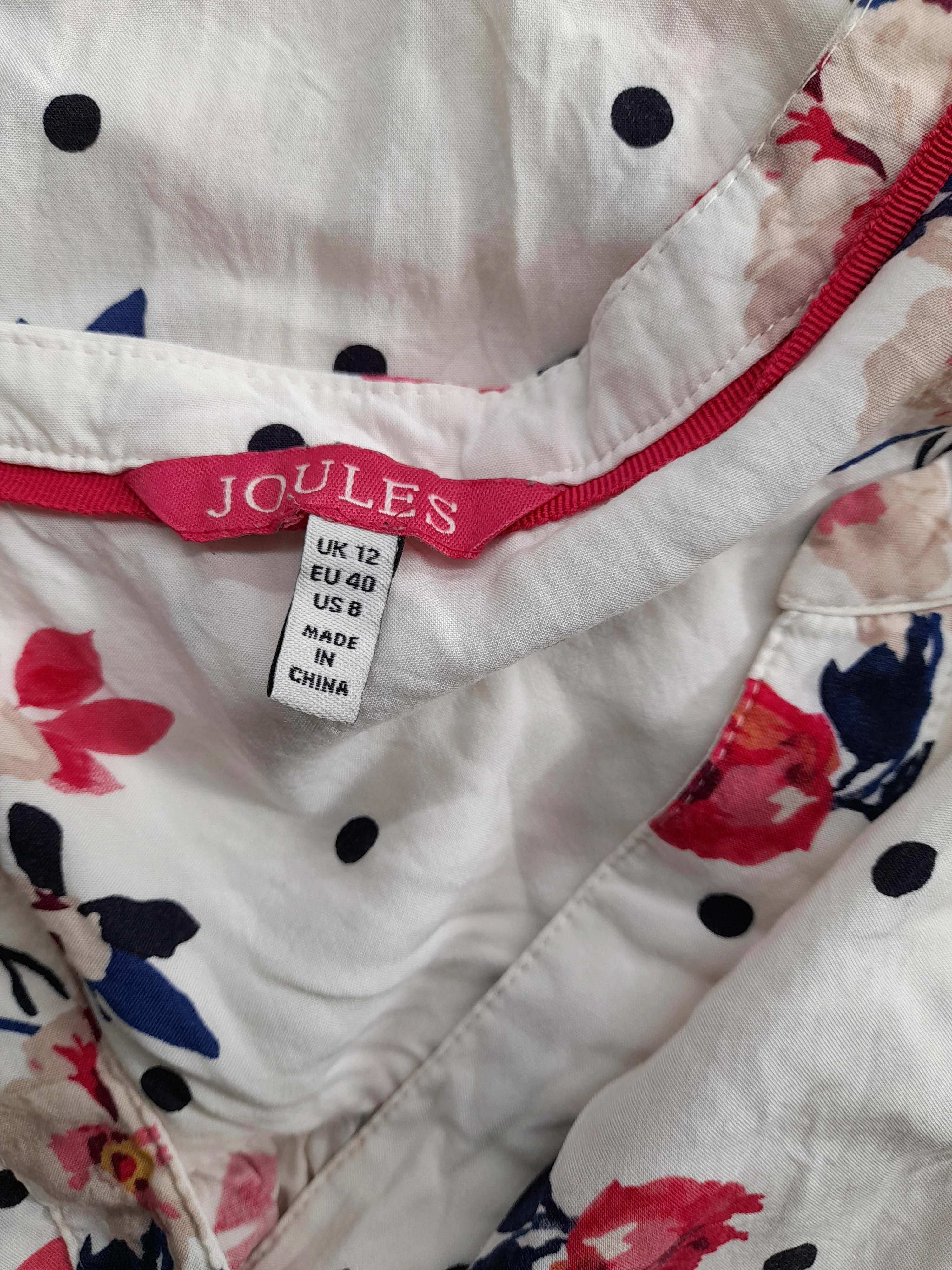 Joules Women's Blouse M White Floral 100% Viscose Long Sleeve V-Neck Basic - Image 6