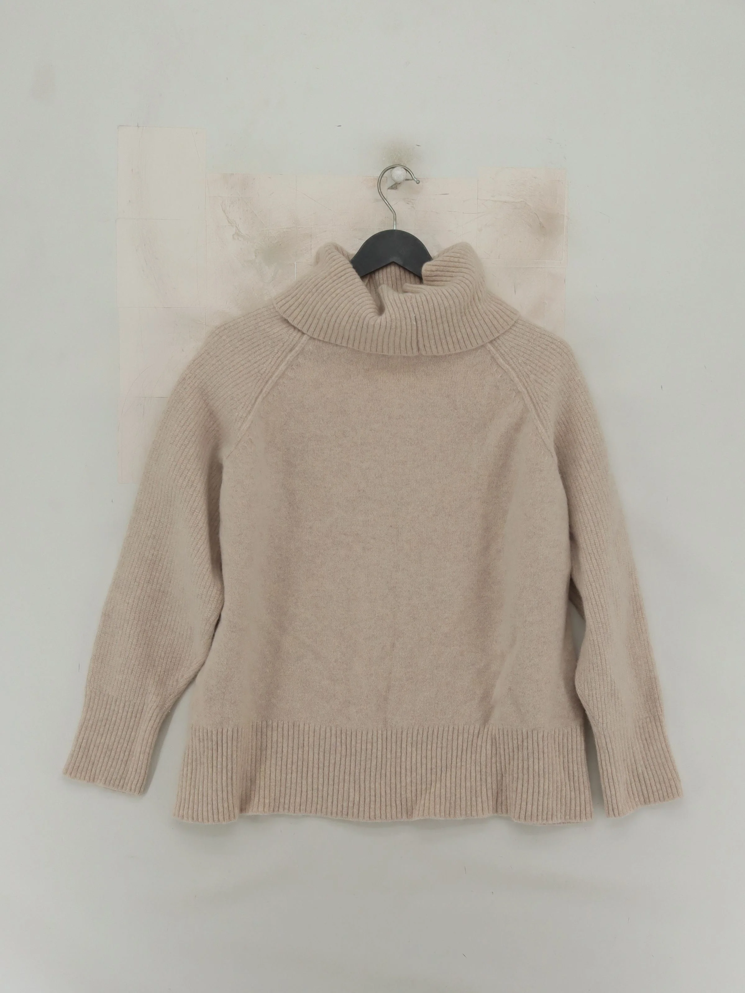 Joules Women's Jumper XL Cream 100% Wool Roll Neck Pullover - Image 2