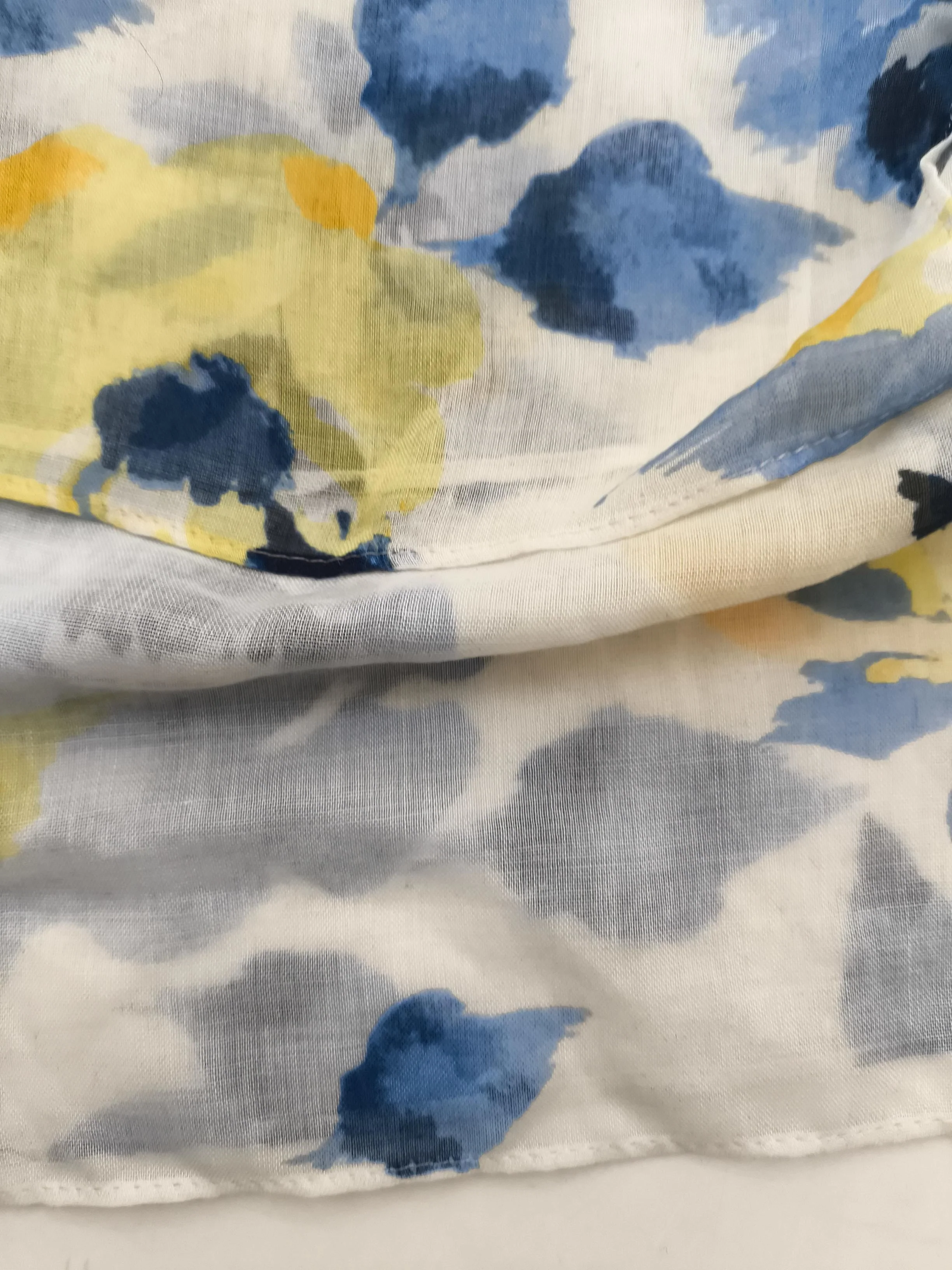Joules Women's Scarf Multi Floral 100% Polyester Rectangle Scarf - Image 4