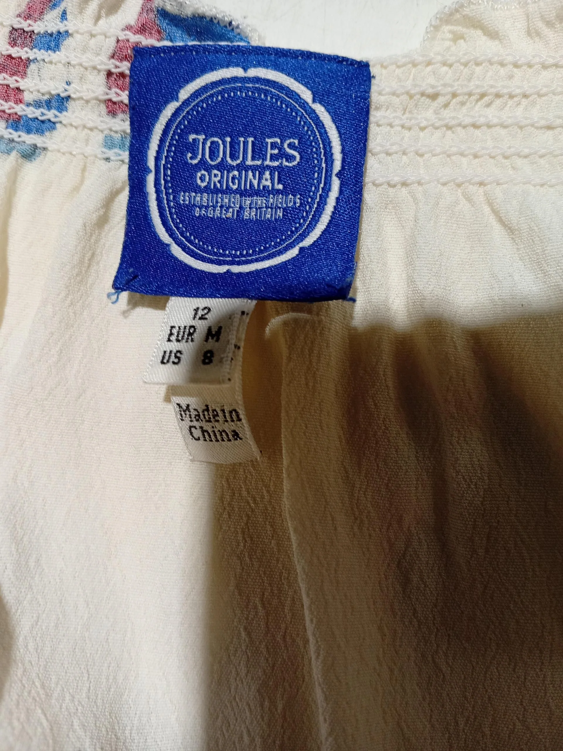 Joules Women's Top M Cream Geometric 100% Viscose Long Sleeve V-Neck Basic - Image 5