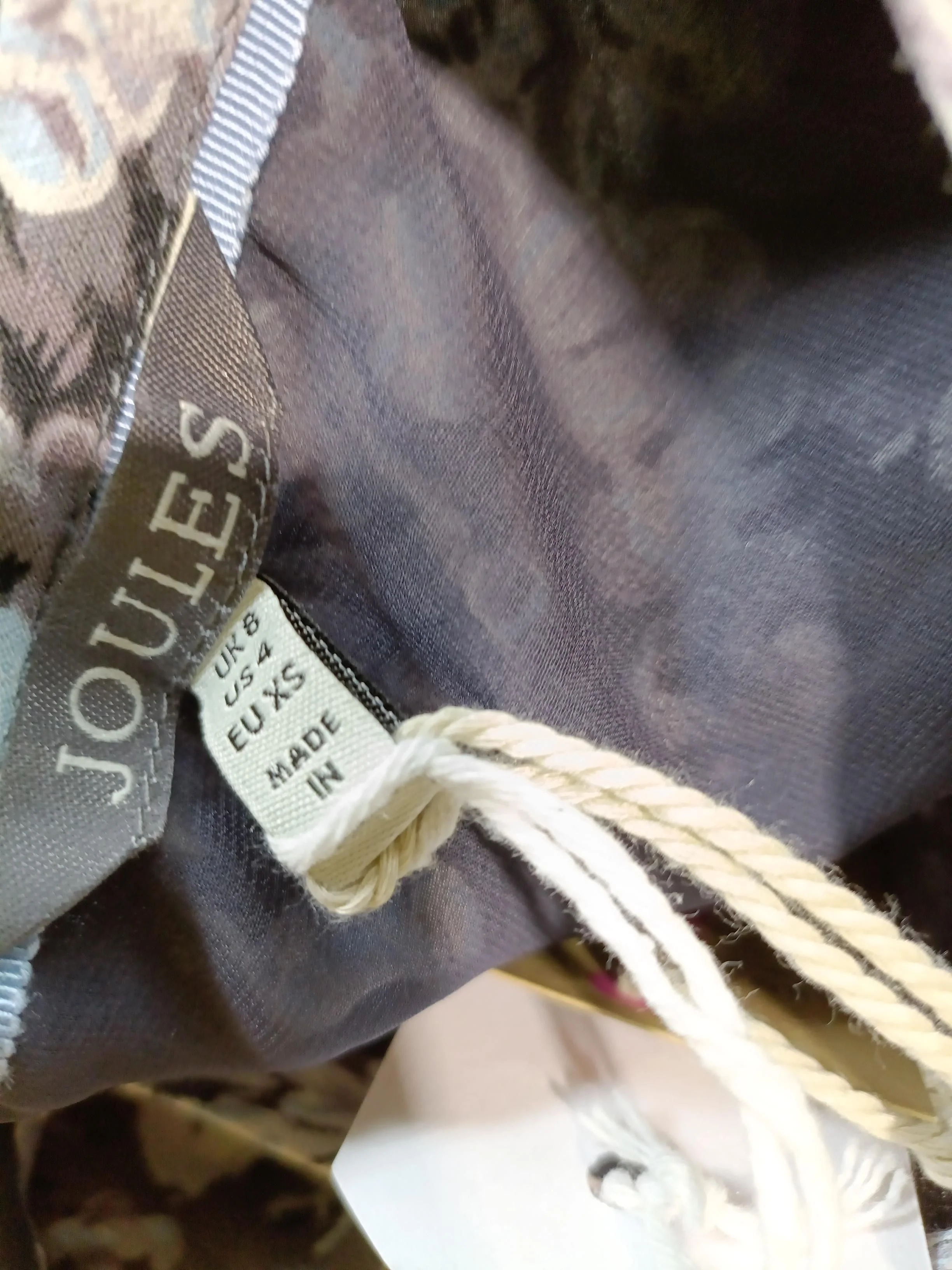Joules Women's Top XS Grey Floral 100% Other 3/4 Sleeve Round Neck Basic - Image 5