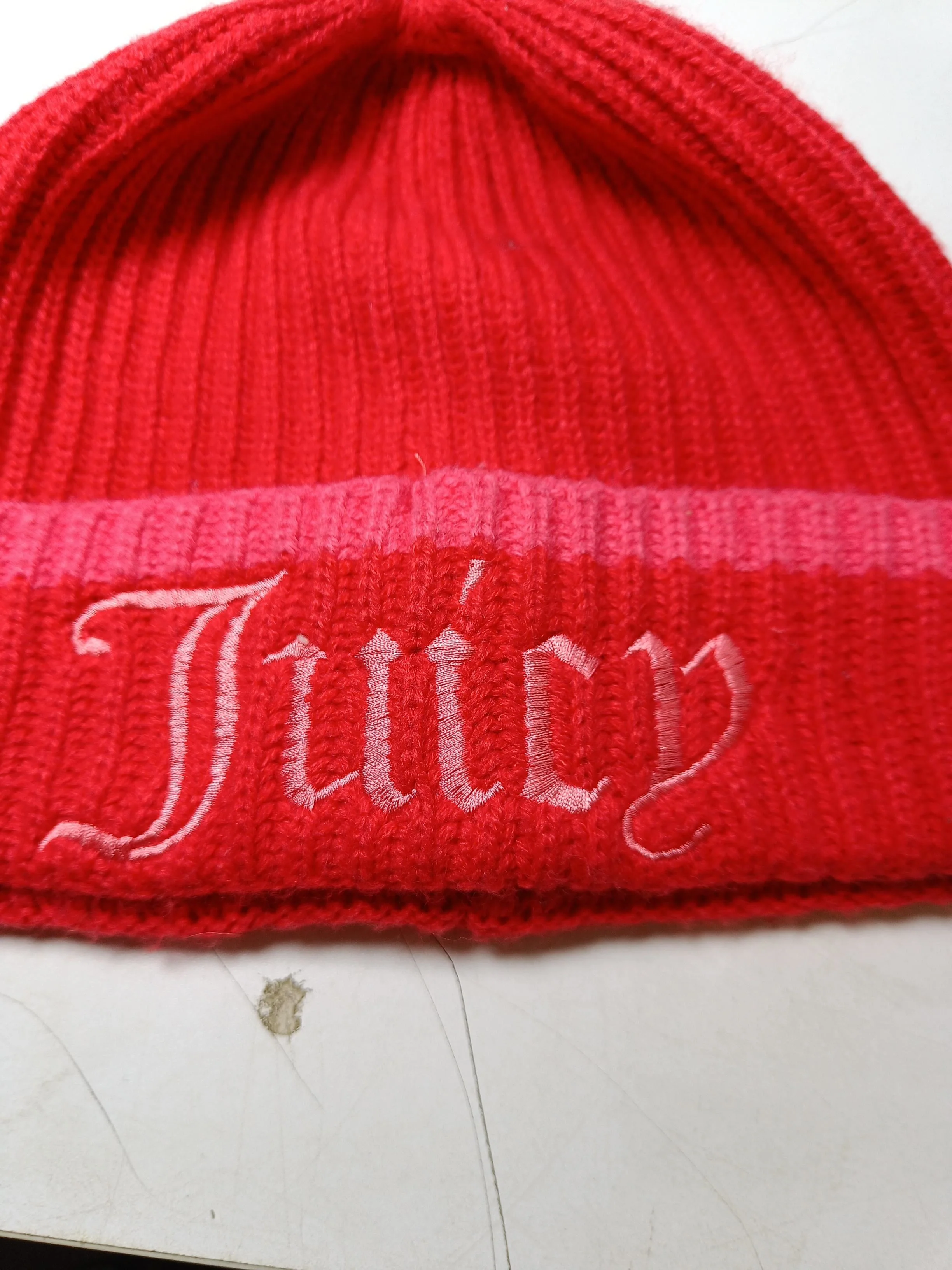 Juicy Couture Women's Hat M Red Graphic 100% Acrylic Beanie - Image 5