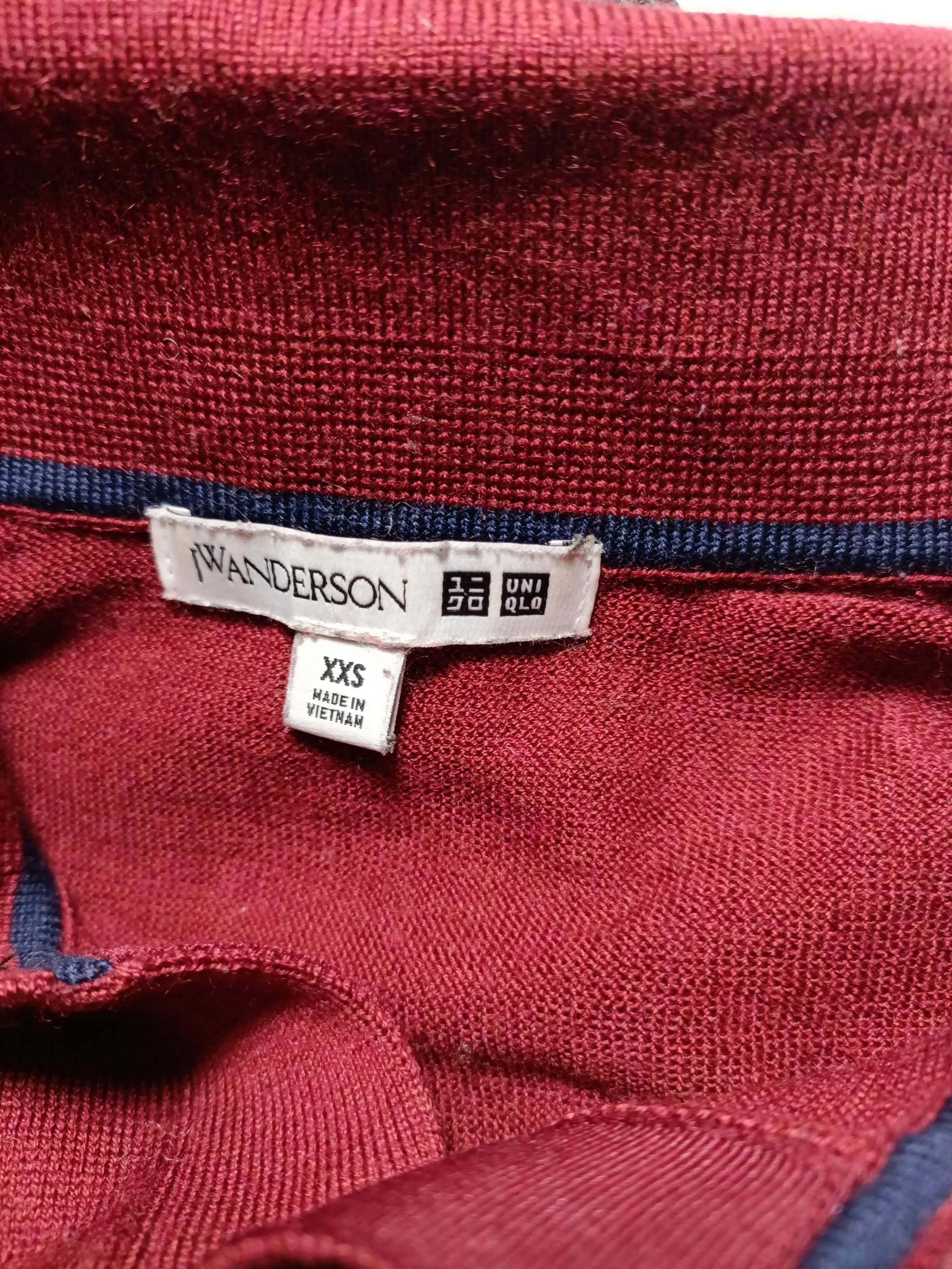 JW Anderson X Uniqlo Men's Polo XXS Red Wool with Acrylic, Polyester Basic - Image 5