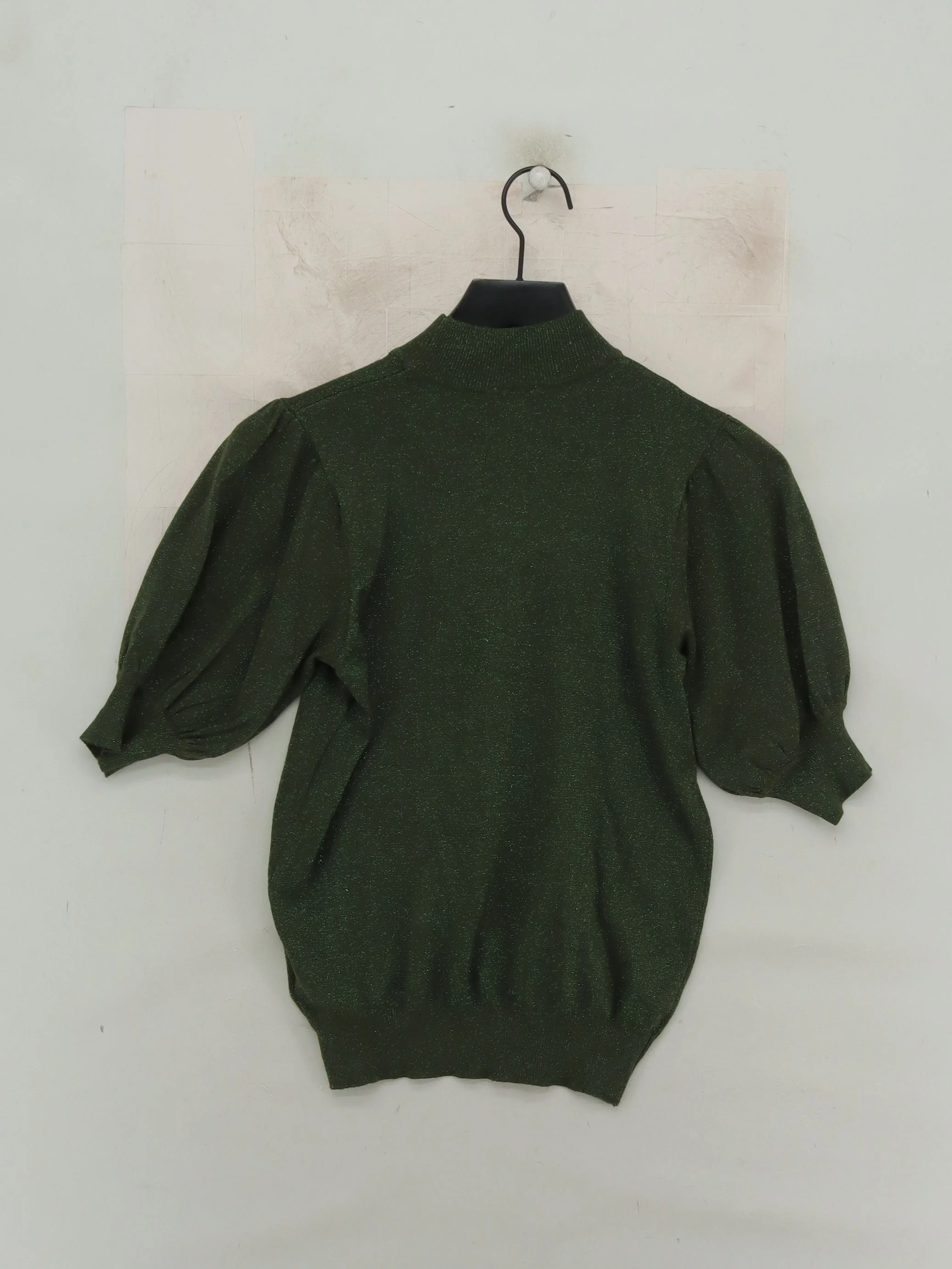 Kaffe Women's Top XS Green Viscose with Other Short Sleeve Mock Neck Basic - Image 2