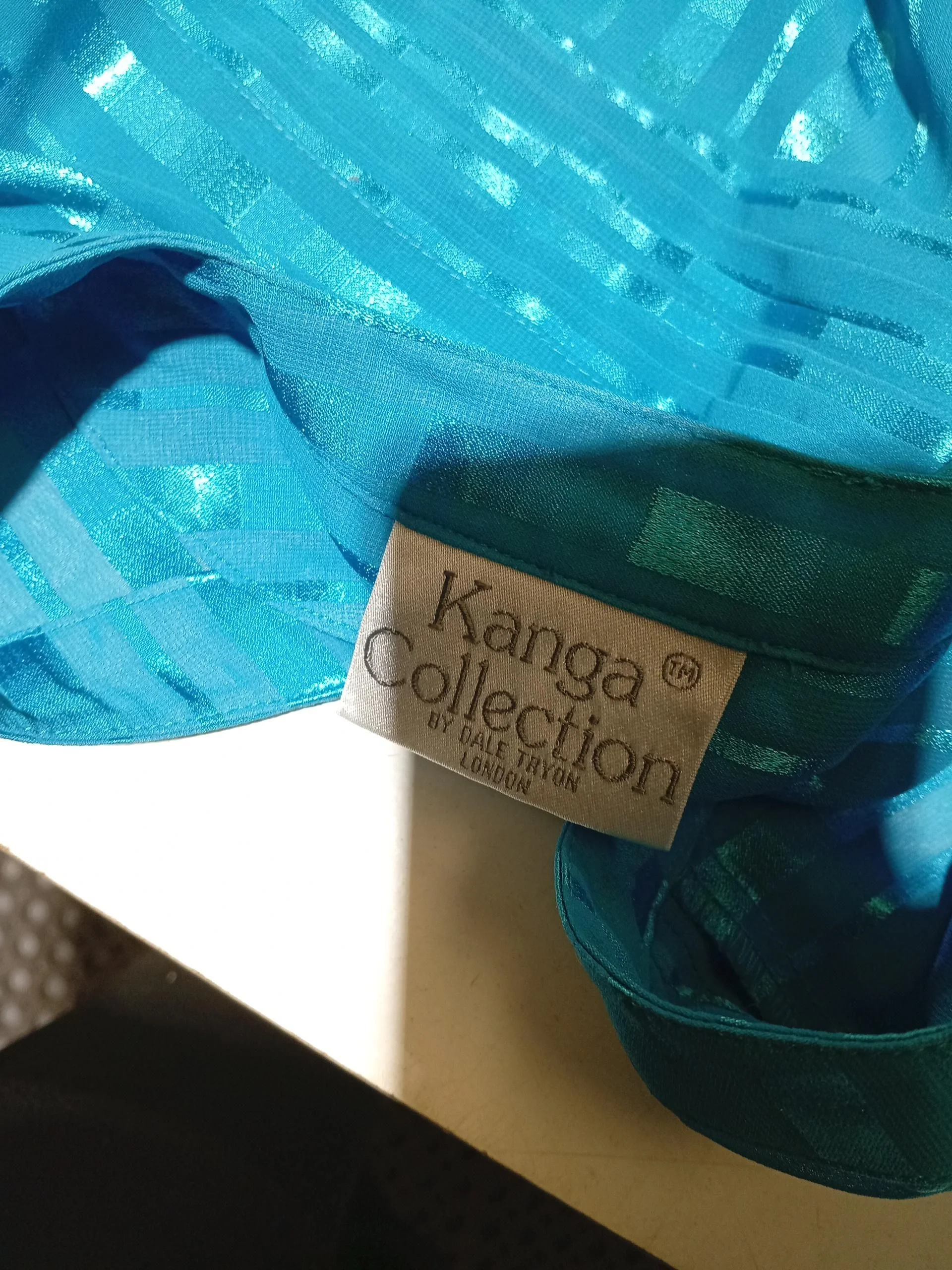 Kanga Collection By Dale Tryon Women's Top M Blue 100% Polyester Basic - Image 5