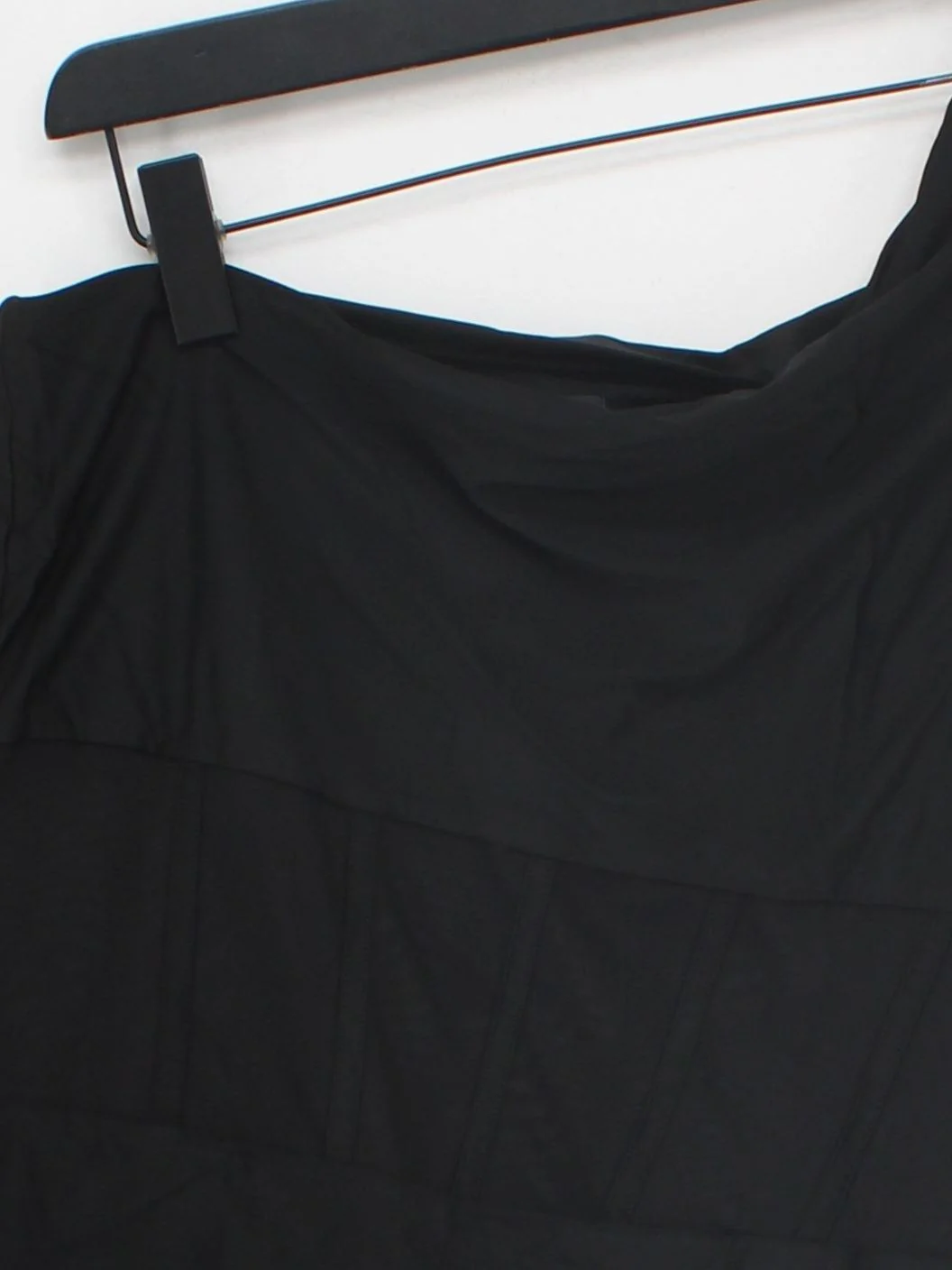 Karen Millen cheeky one shoulder one-piece swimsuit in black RRP £69 - Image 3