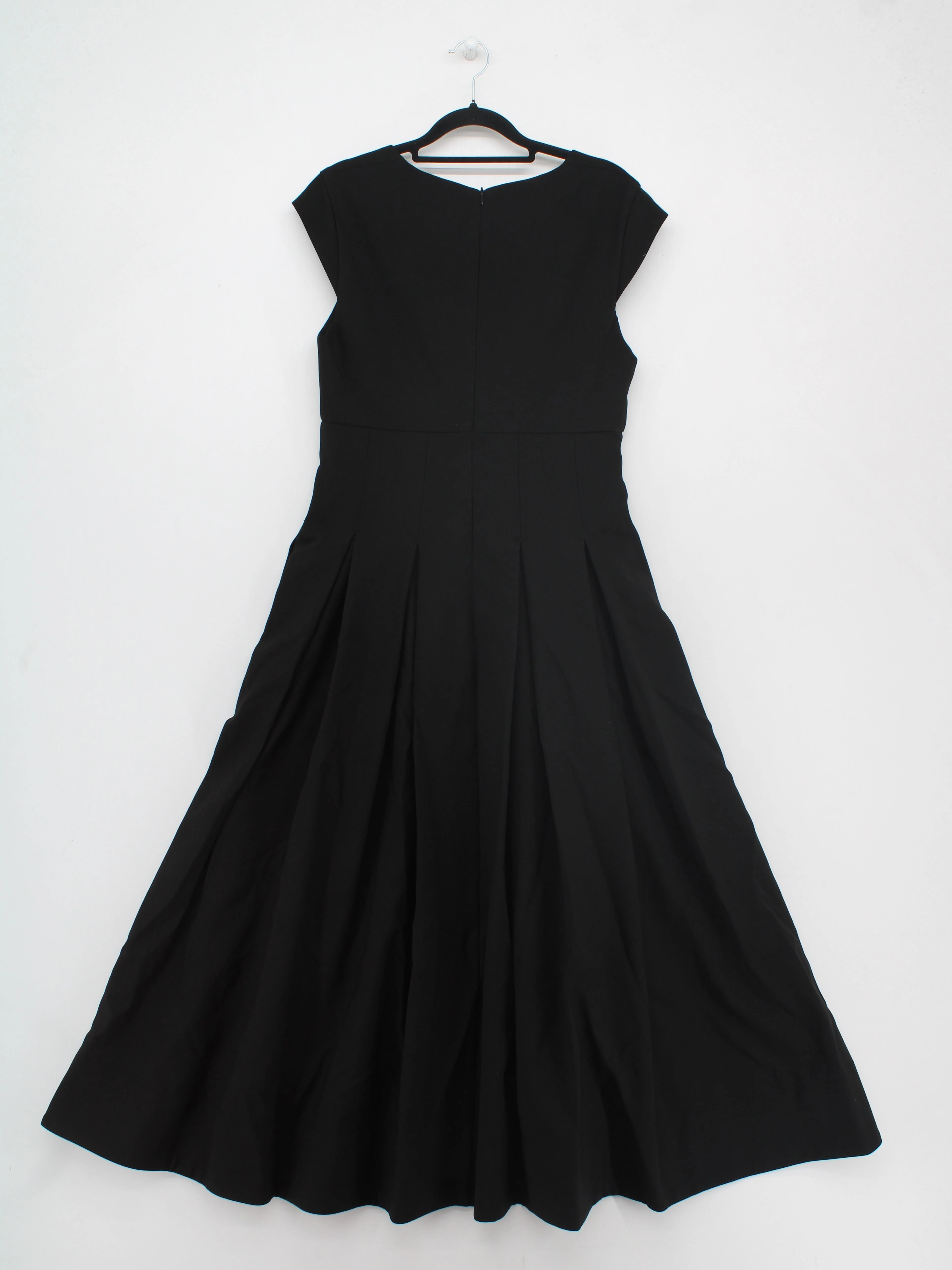 Karen Millen Skater Midi Dress UK10 in Black RRP £229 - Image 2