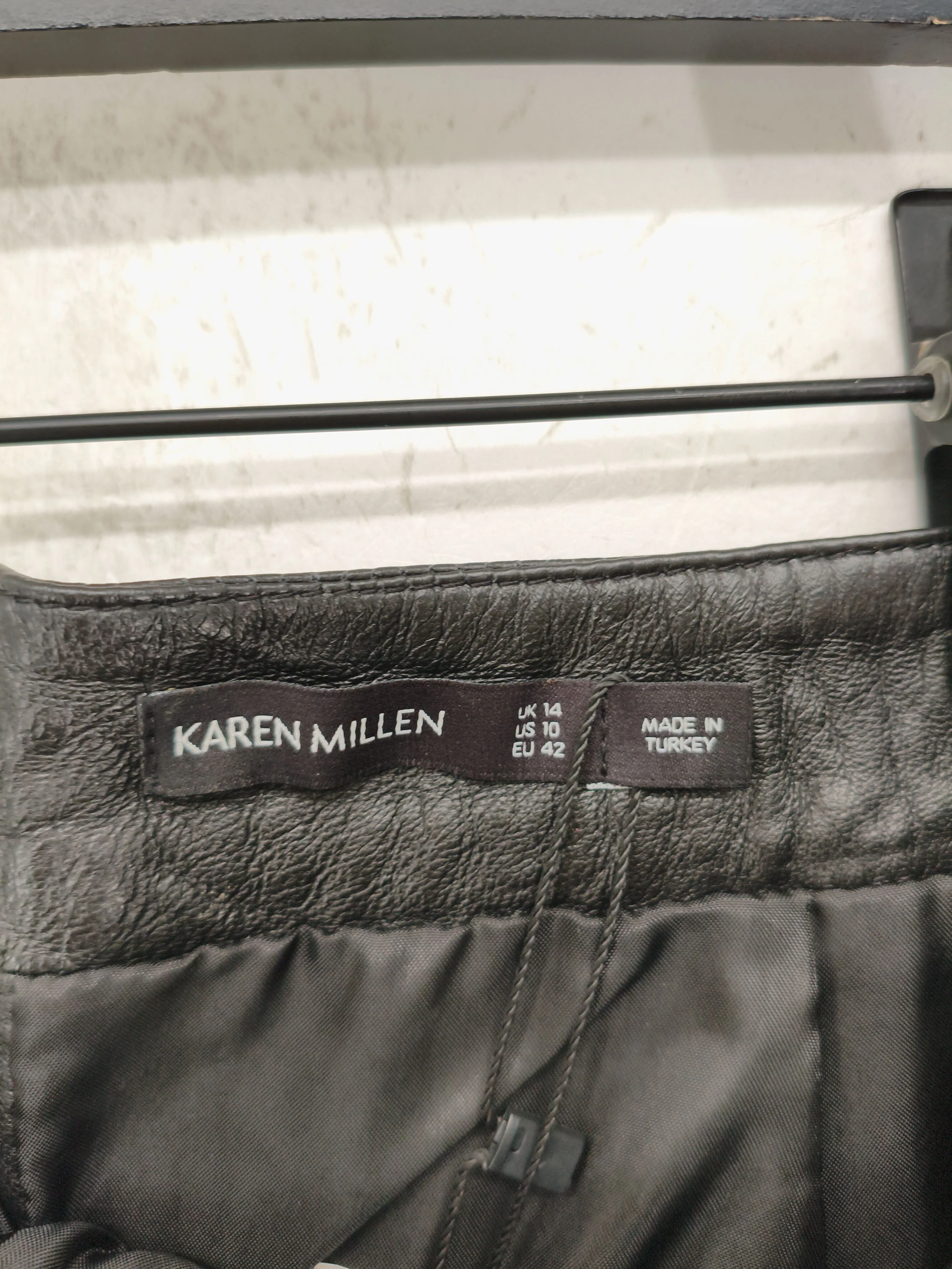Karen Millen Women's Mini Skirt UK 14 Black Leather with Polyester Short Mini - Image 6