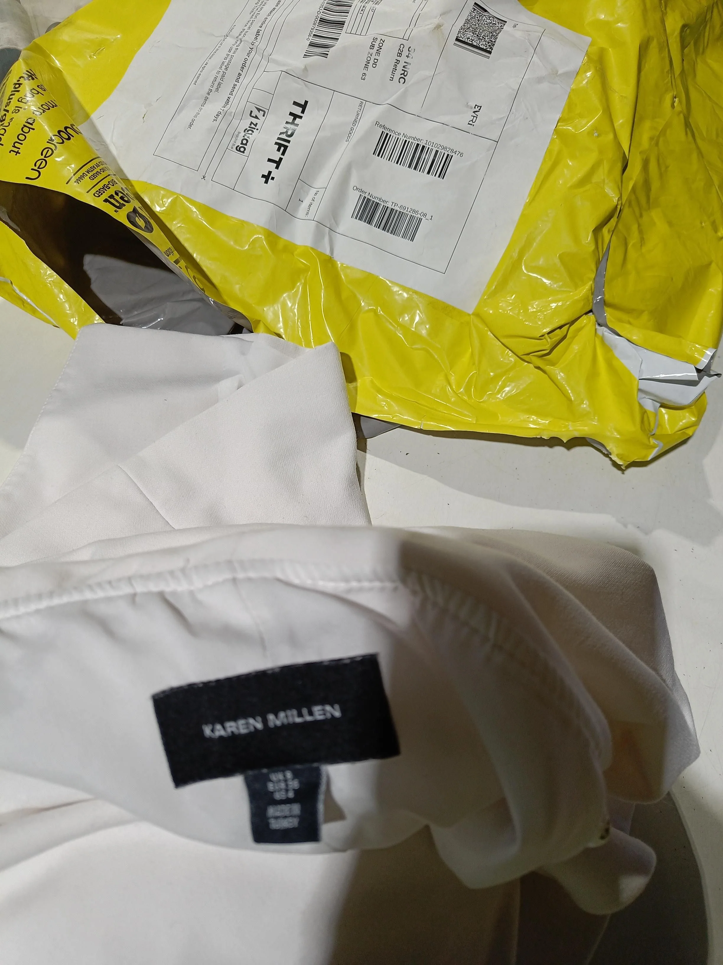 Karen Millen Women's Top UK 8 White 100% Other Sleeveless V-Neck Basic - Image 5