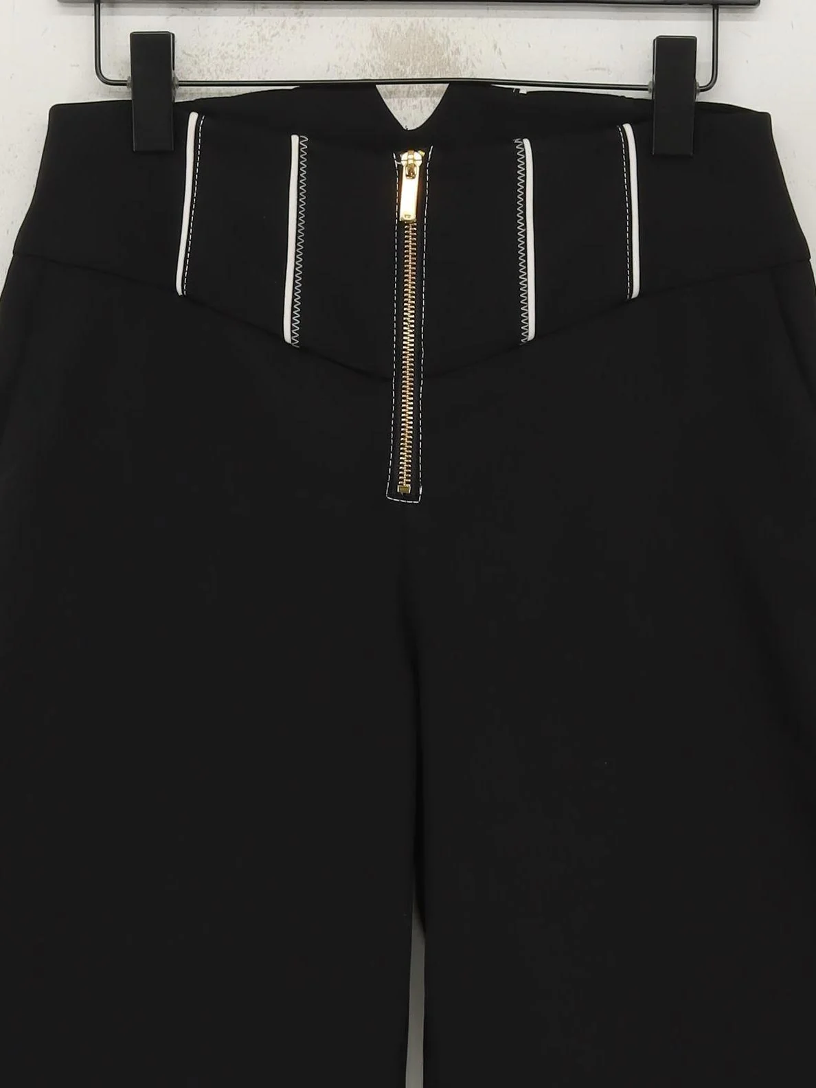 Karen Millen Women's Trousers UK 10 Black Viscose - Image 3