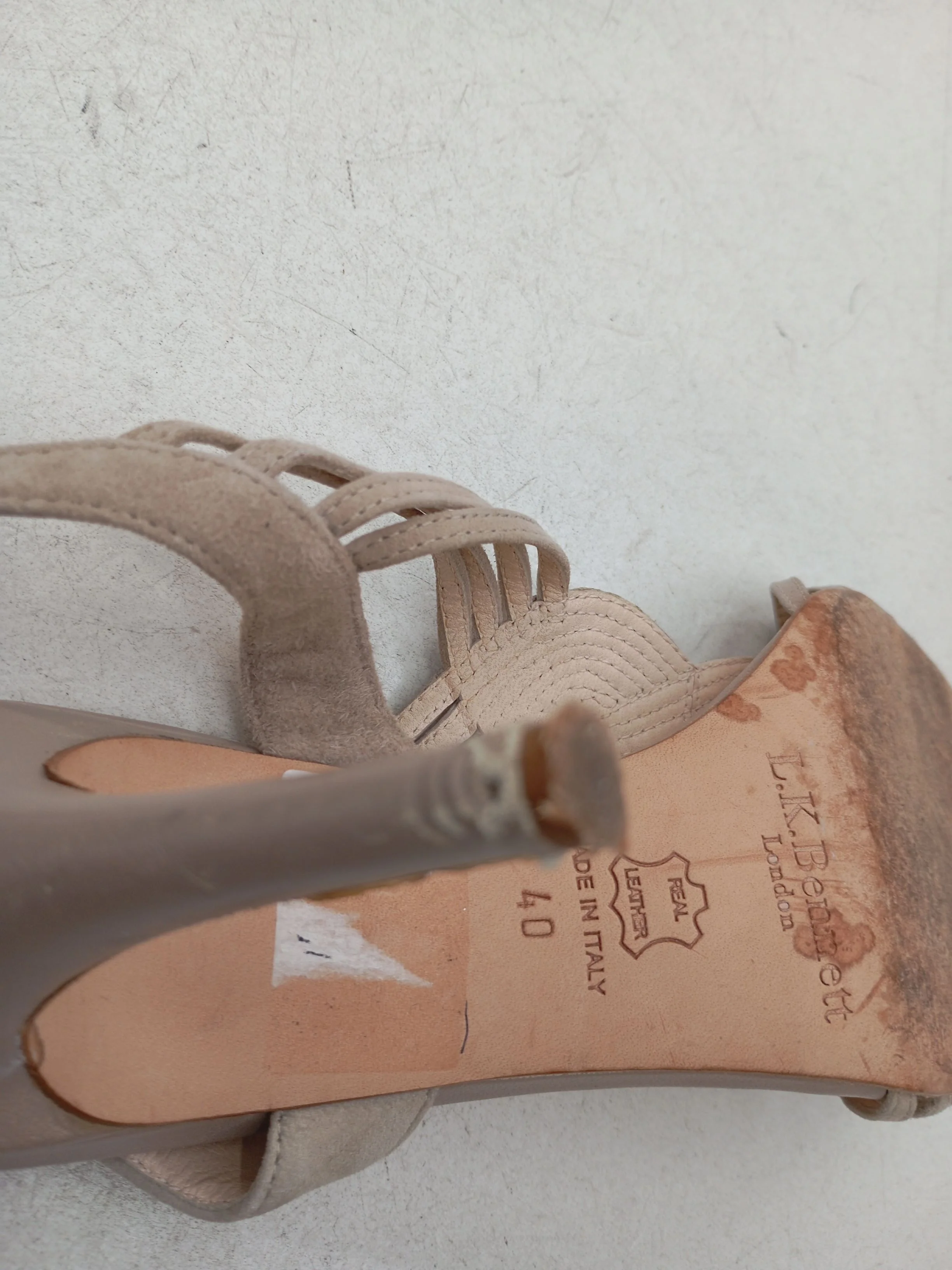 L.K. Bennett Women's Heels UK 6.5 Tan Suede with Leather Strappy - Image 9