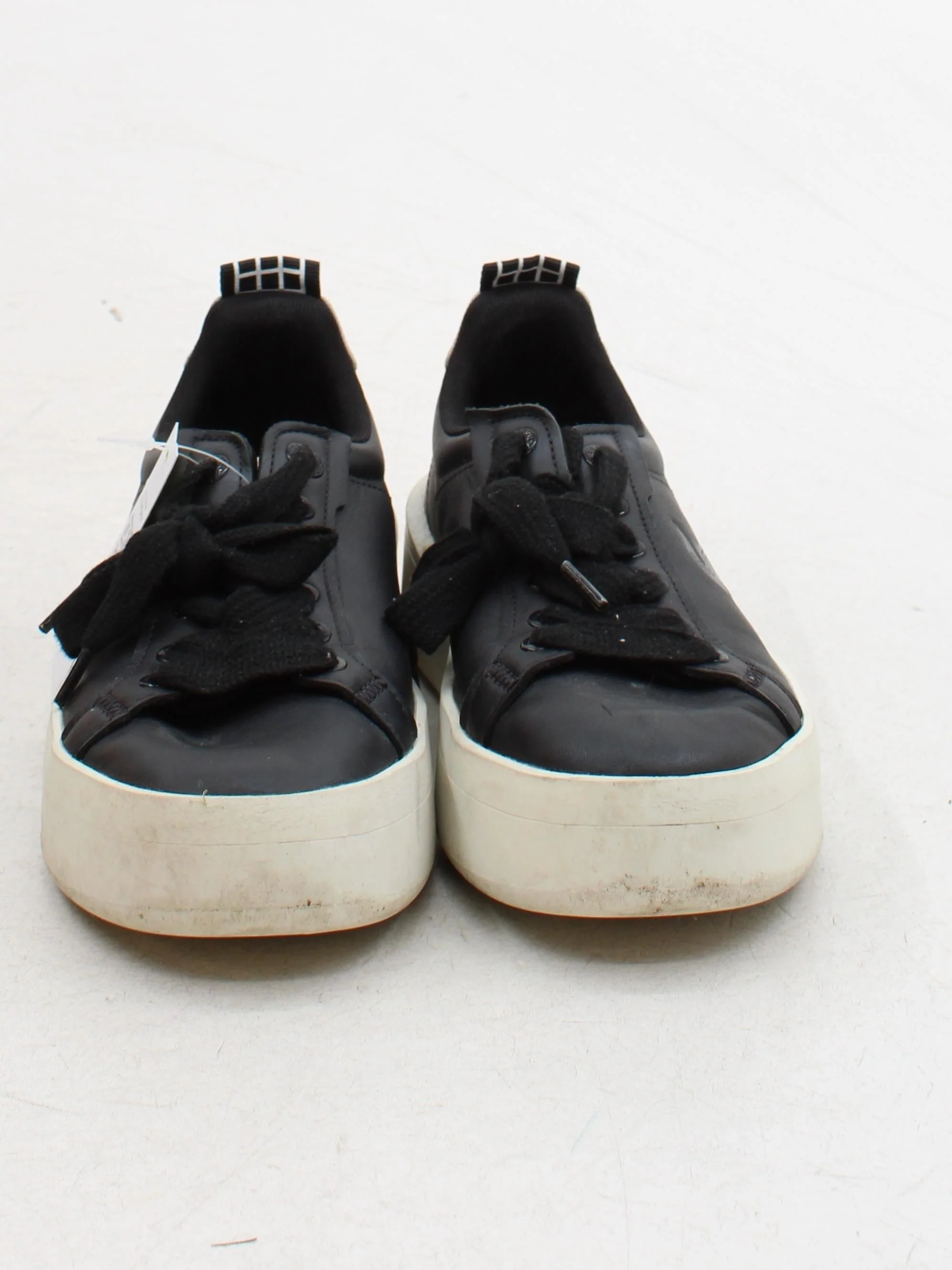 Lacoste Women's Trainers UK5 EU38 in Black - Image 2