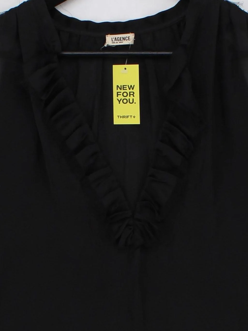 L'agence Women's Top M Black 100% Polyester Sleeveless V-Neck Basic - Image 3