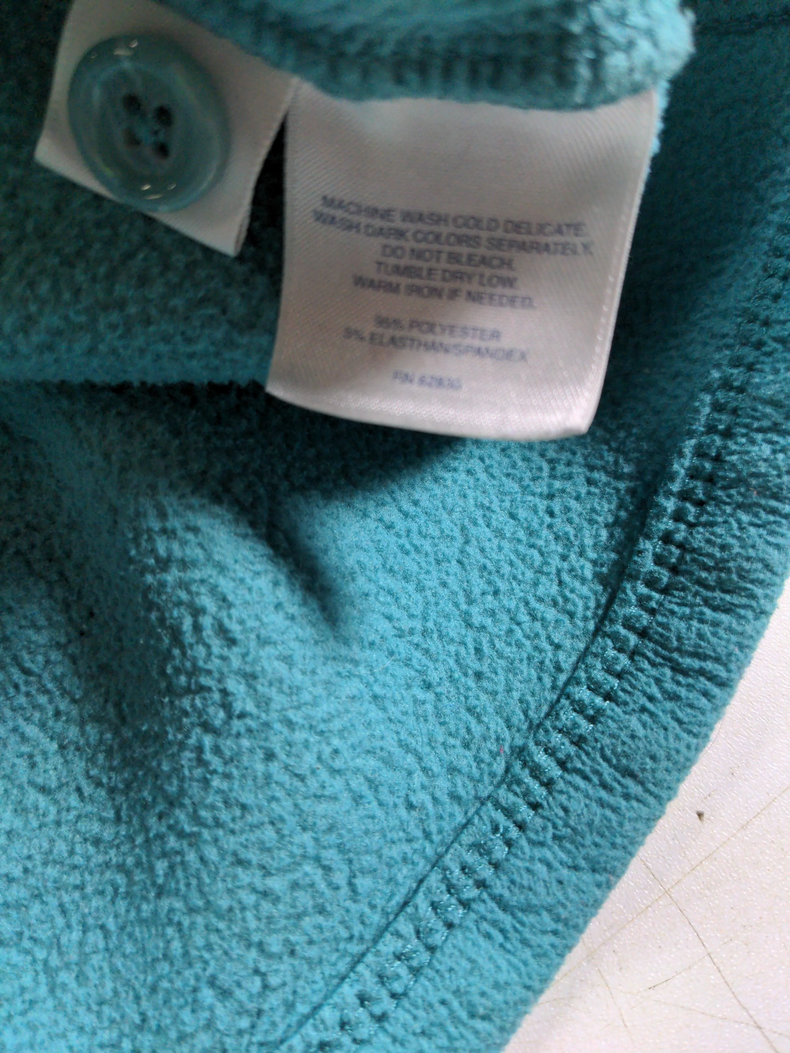 Lands End Women's Jumper M Green Polyester with Elastane Round Neck Pullover - Image 6