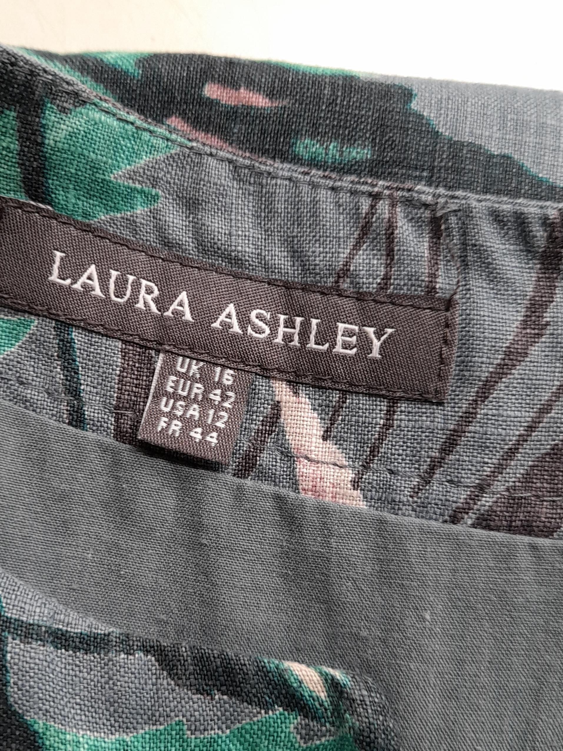 Laura Ashley T-Shirt Mini Dress UK16 in Blue - Image 5