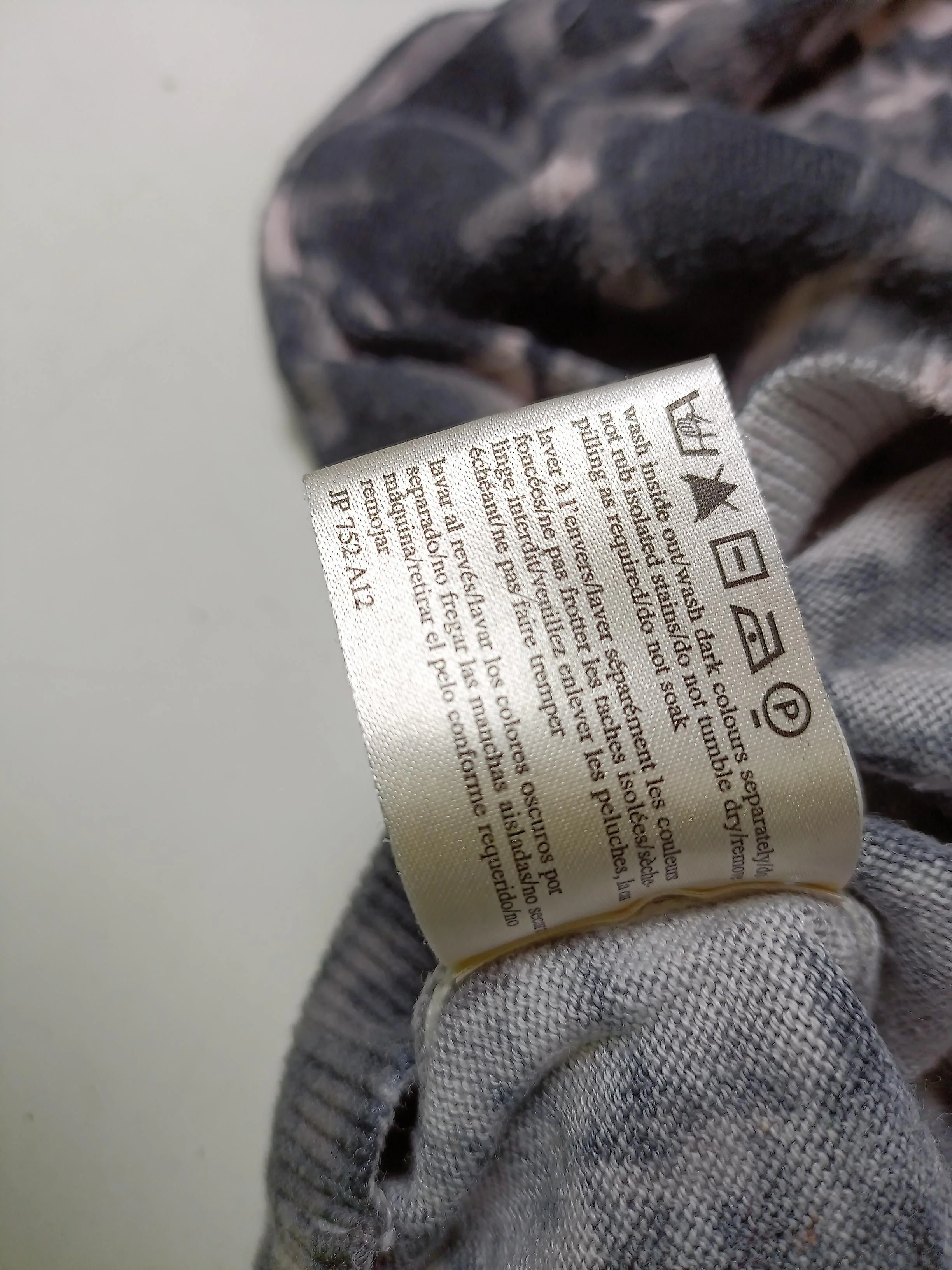 Laura Ashley Women's Jumper L Multi 100% Other V-Neck Pullover - Image 6