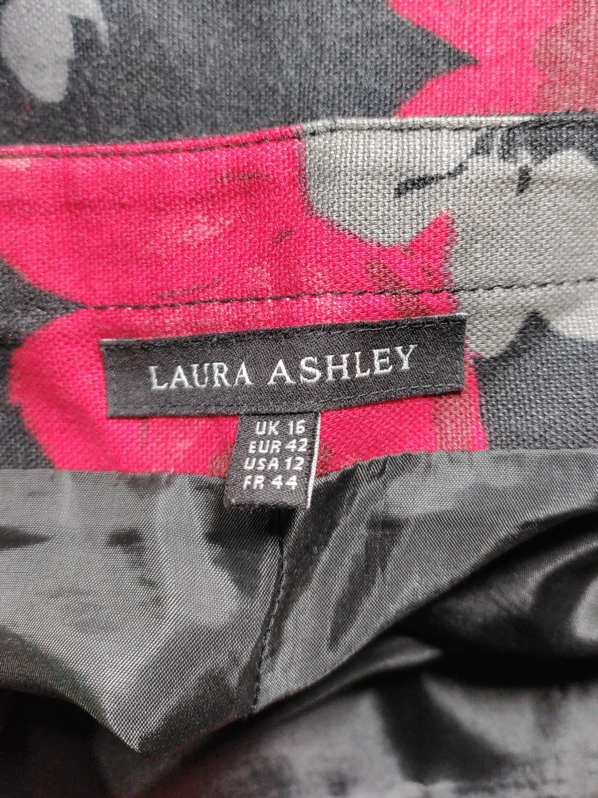 Laura Ashley Women's Mini Skirt UK 16 Black Floral Linen with Cotton Short Mini - Image 6