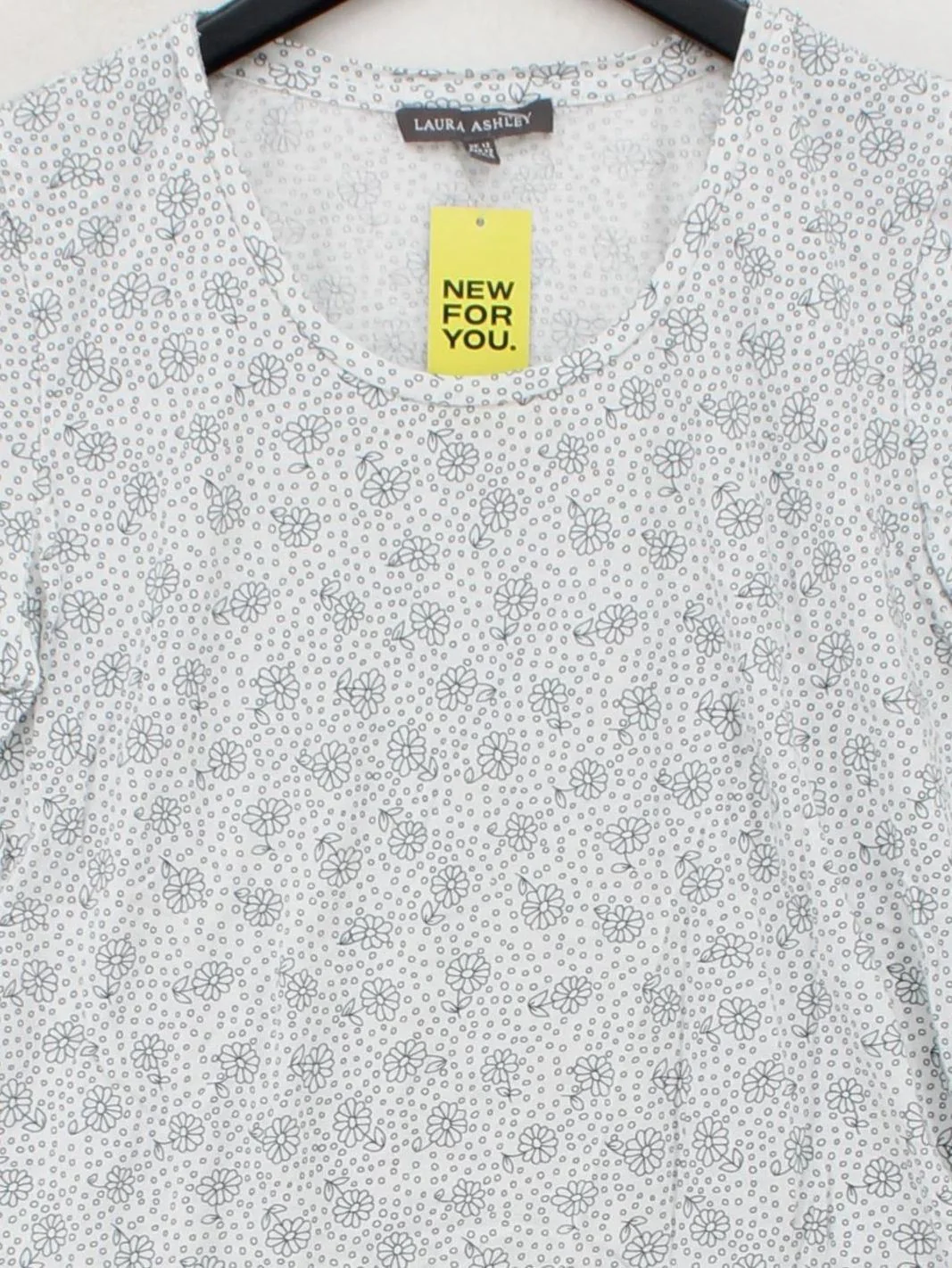 Laura Ashley Women's T-Shirt UK 12 White 100% Cotton Basic - Image 3
