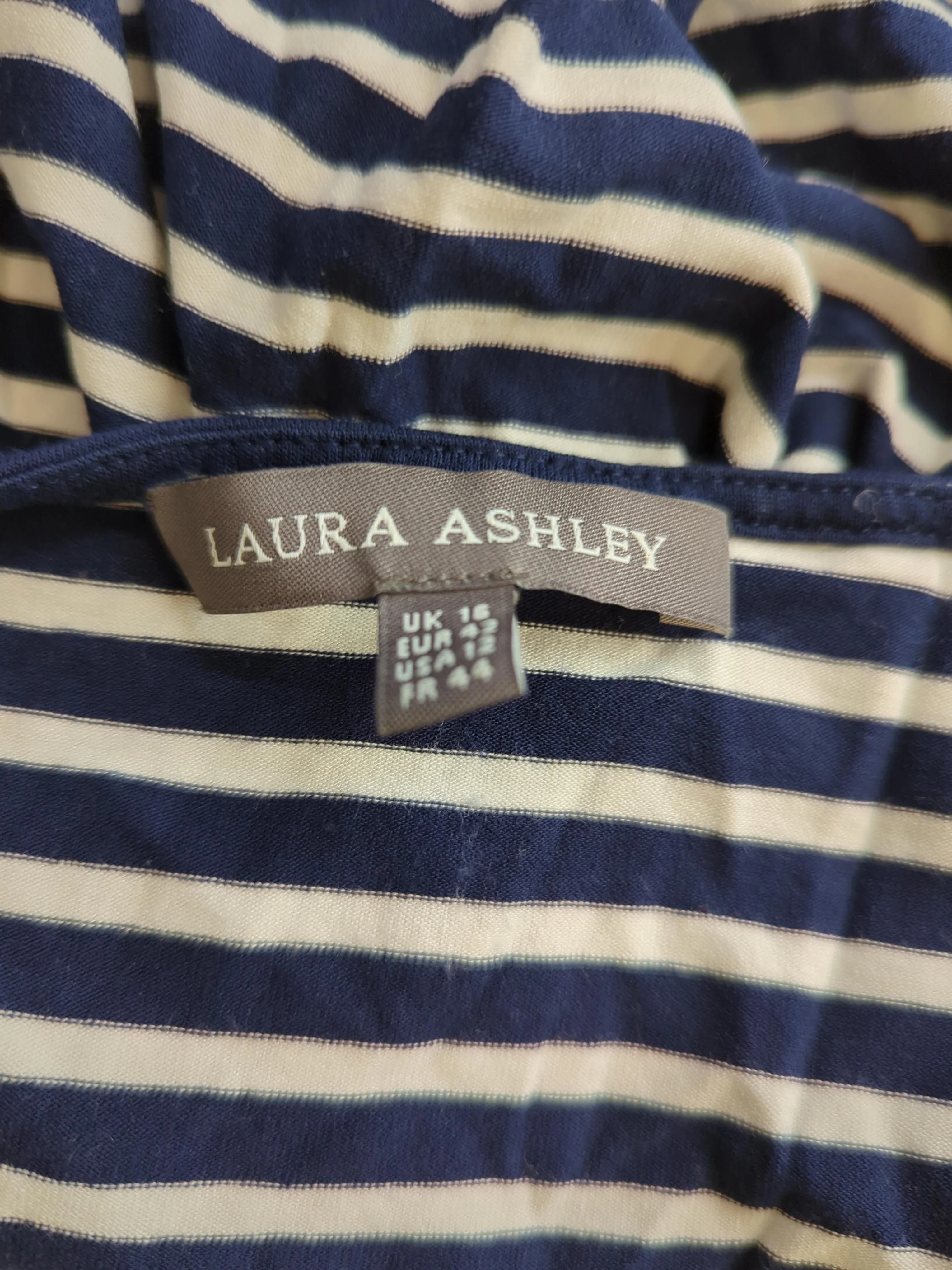 Laura Ashley Women's T-Shirt UK 16 Blue Viscose with Elastane Basic - Image 5