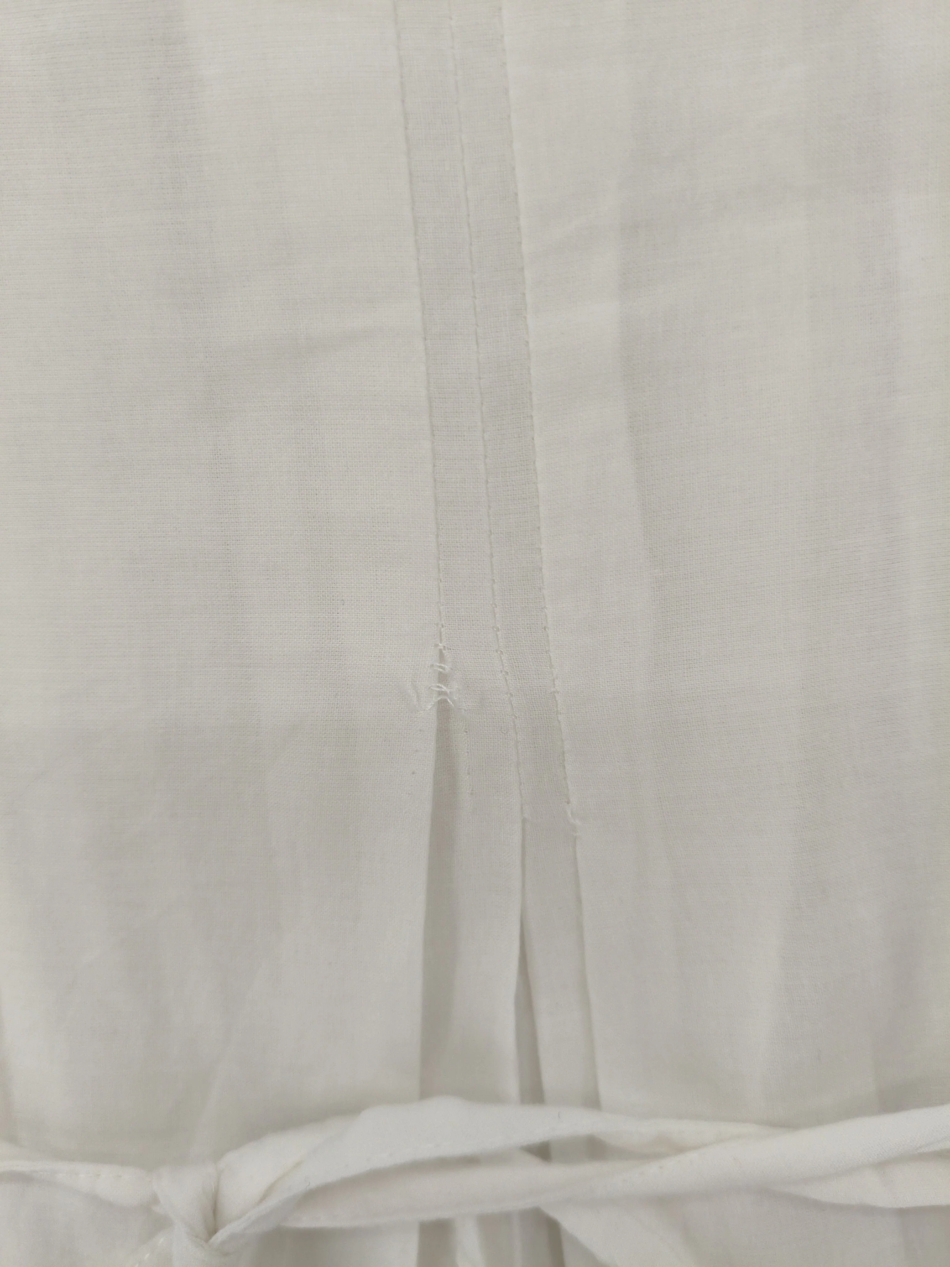 Laura Ashley Women's Top L White 100% Cotton Sleeveless Round Neck Tunic - Image 5