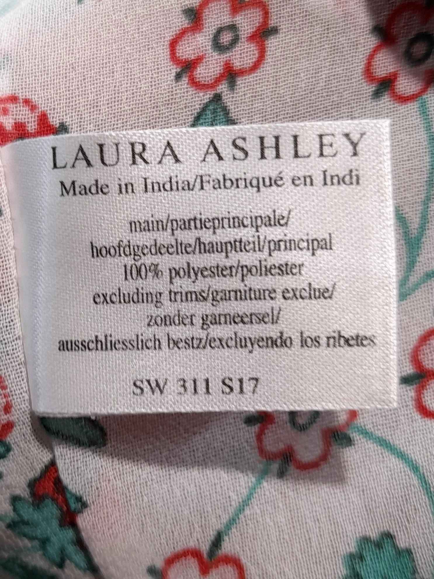 Laura Ashley Women's Top S White Floral 100% Polyester Long Sleeve V-Neck Tunic - Image 6
