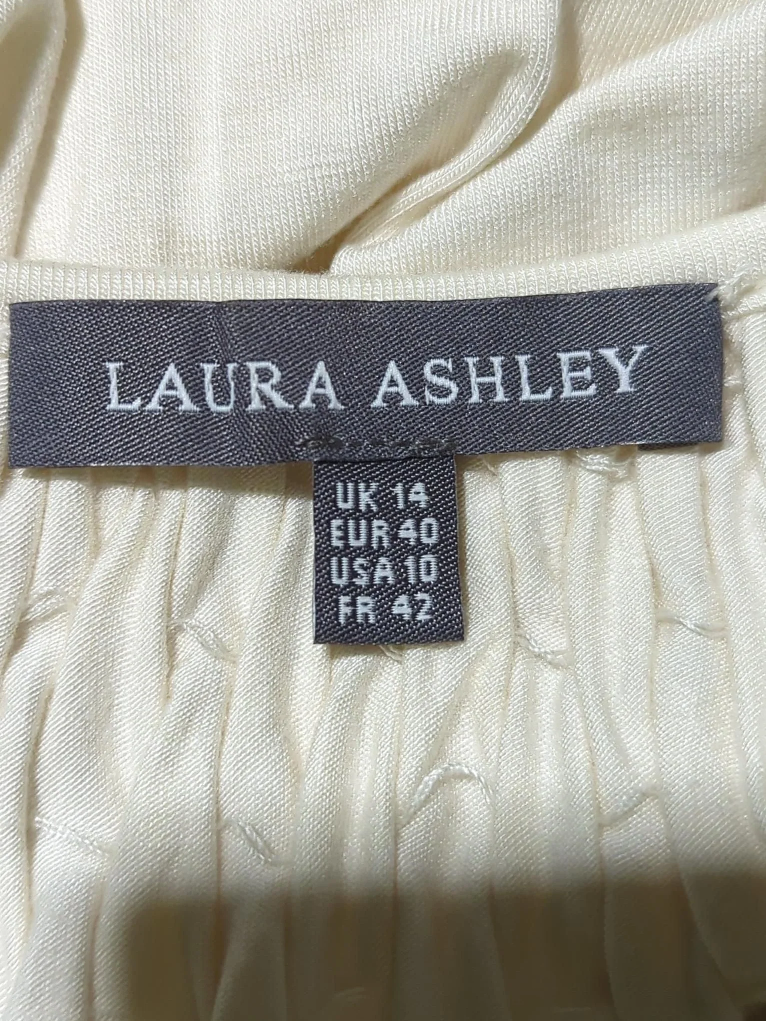 Laura Ashley Women's Top UK 14 Cream Viscose with Elastane Basic - Image 5