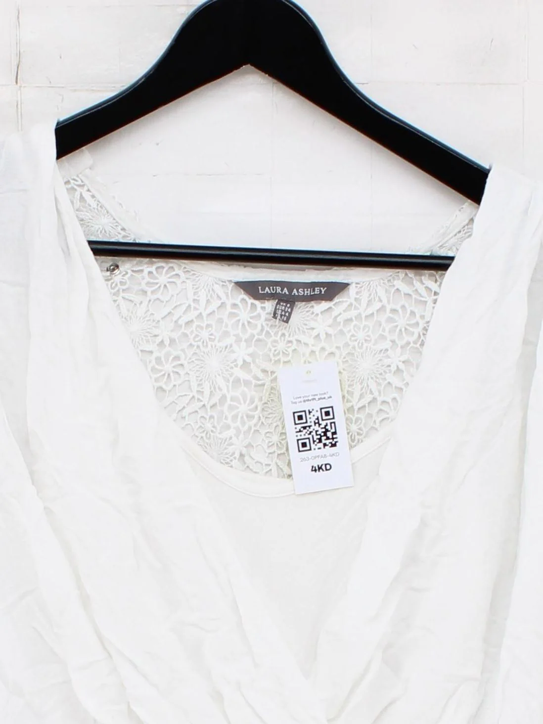 Laura Ashley Women's Top UK 8 White Viscose with Polyester, Elastane Basic - Image 3