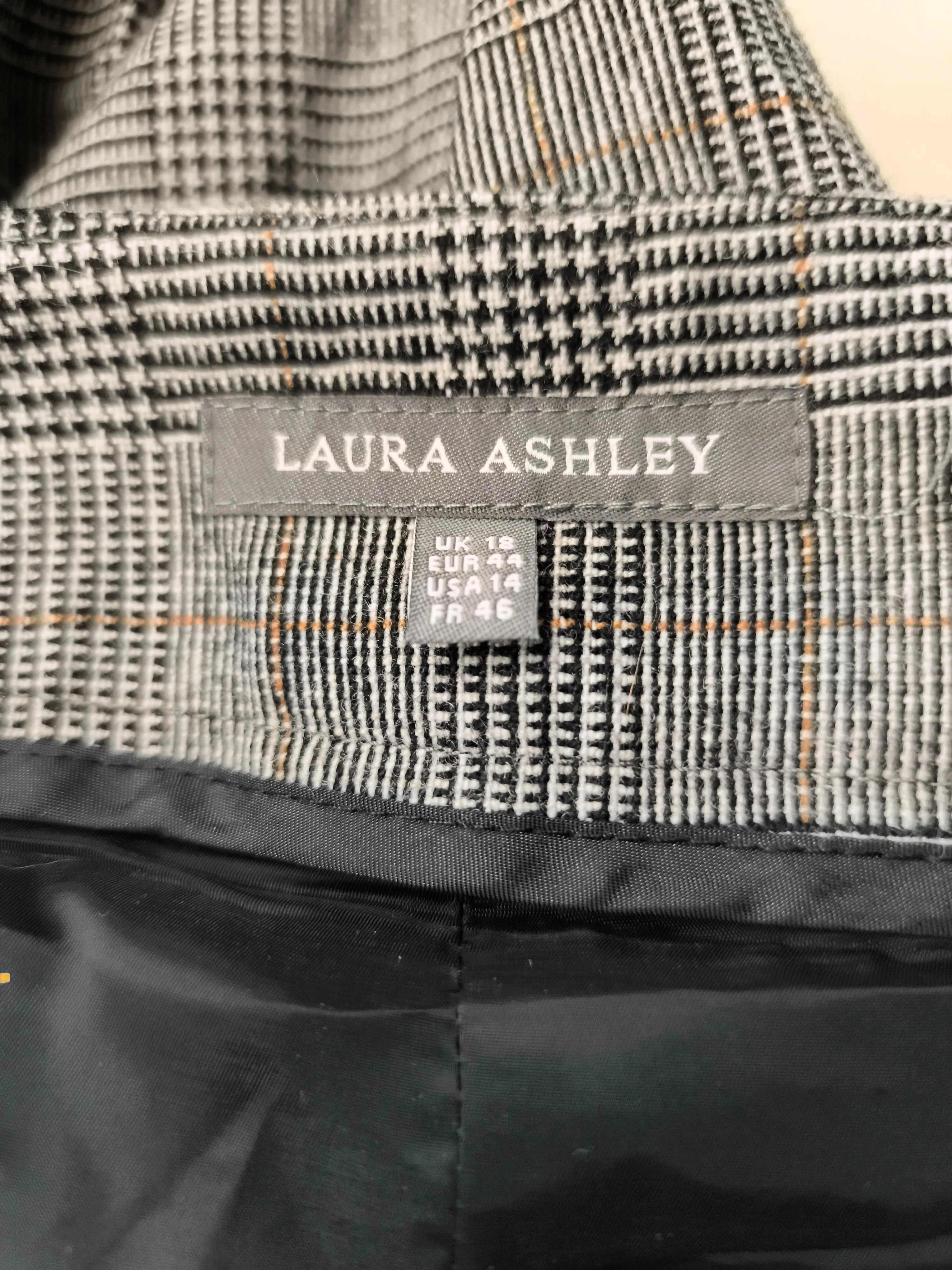 Laura Ashley Women's Trousers UK 18 Grey Wool - Image 5