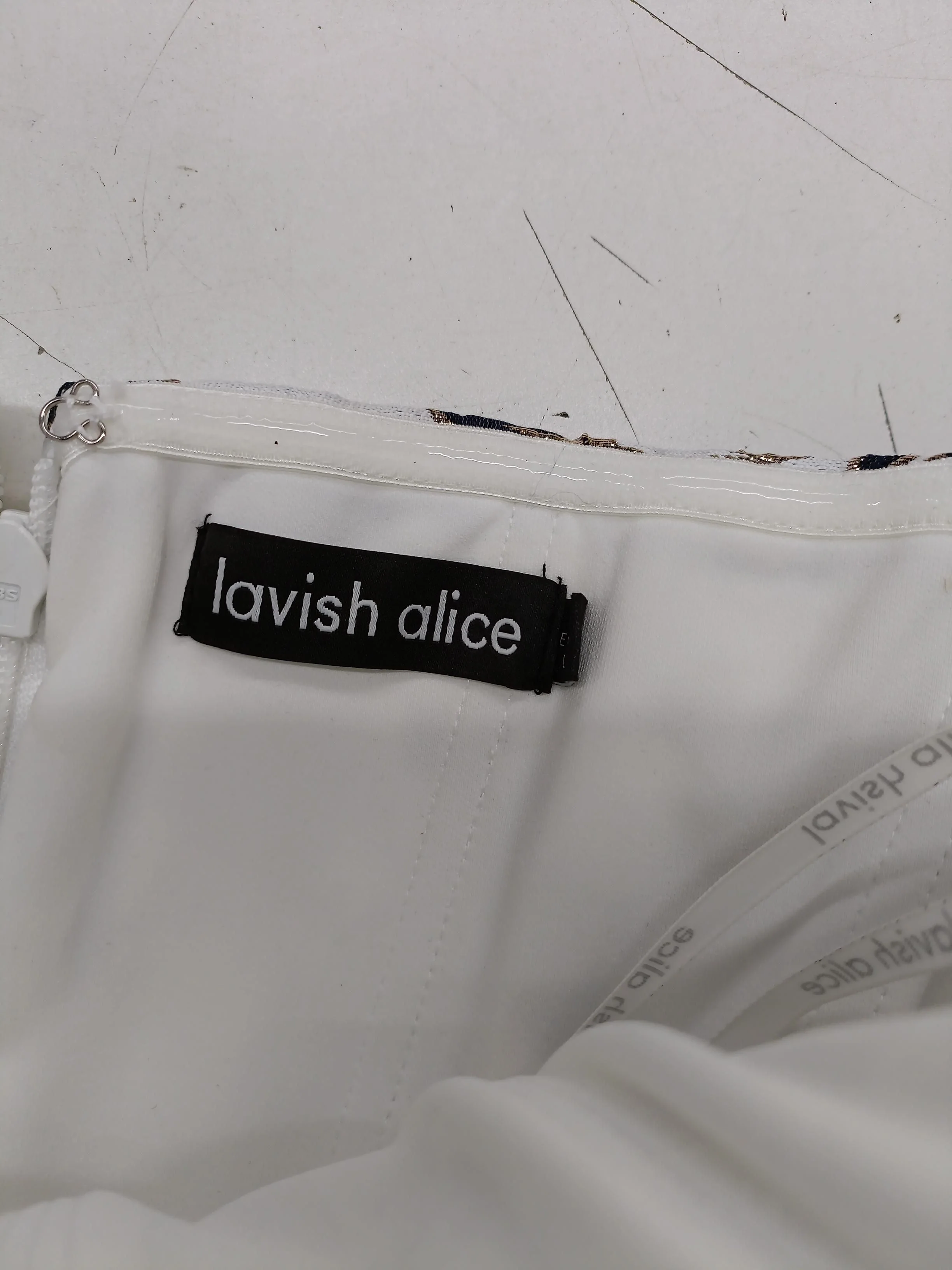 Lavish Alice Mini Dress UK8 in White - Image 5